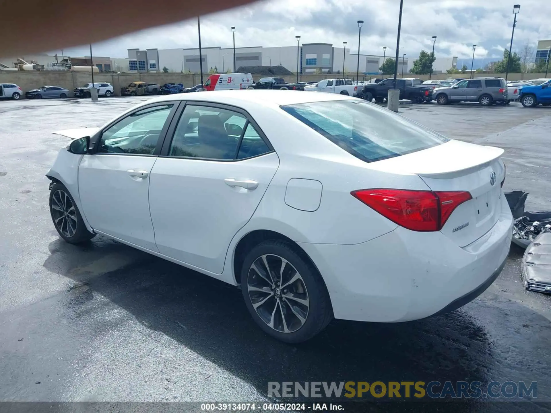 3 fotografías del automóvil dañado 2T1BURHE6KC172267 TOYOTA COROLLA 2019