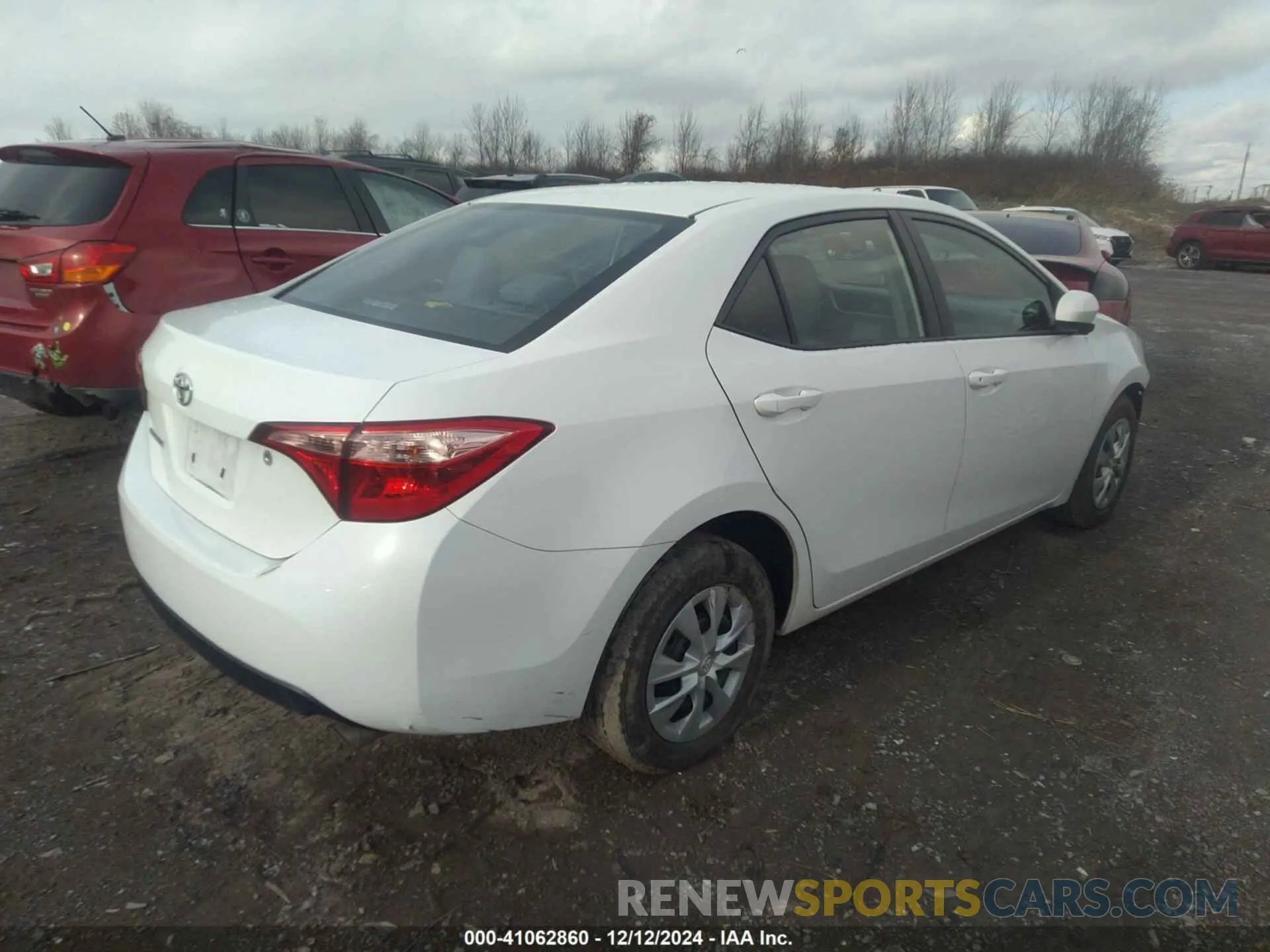 4 fotografías del automóvil dañado 2T1BURHE6KC174813 TOYOTA COROLLA 2019
