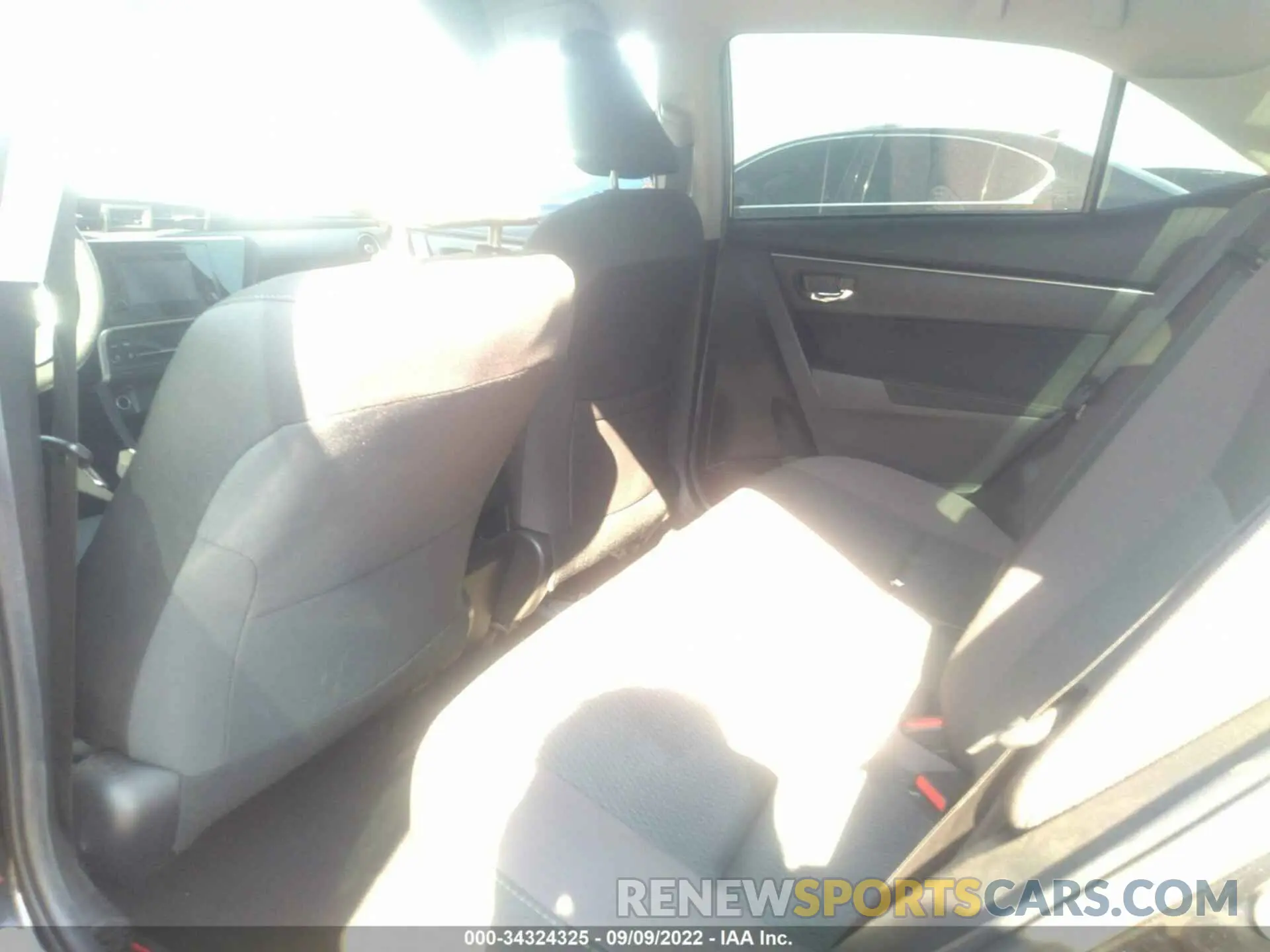 8 fotografías del automóvil dañado 2T1BURHE6KC179574 TOYOTA COROLLA 2019