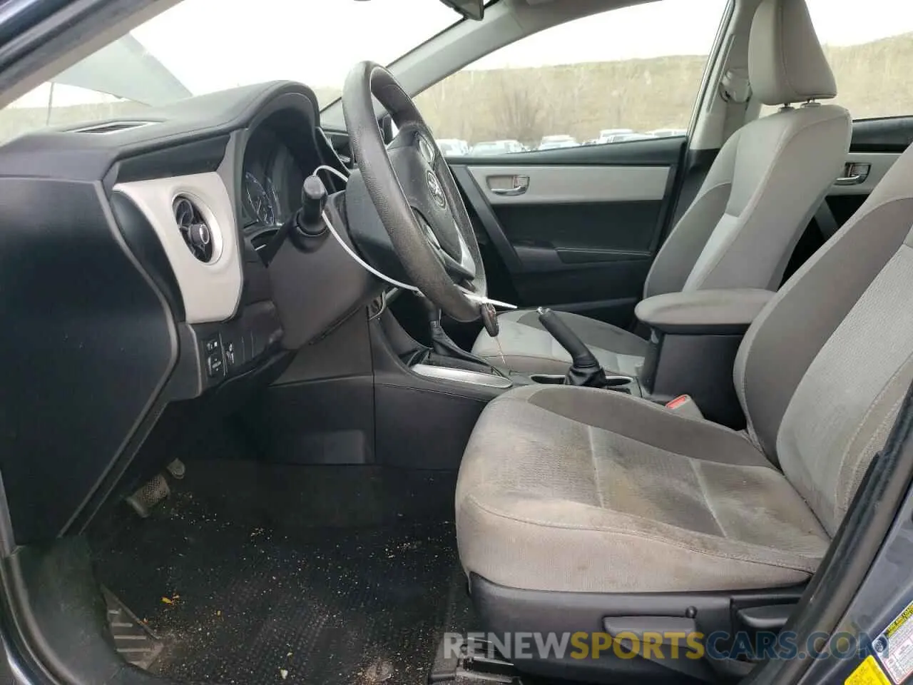 7 fotografías del automóvil dañado 2T1BURHE6KC189697 TOYOTA COROLLA 2019