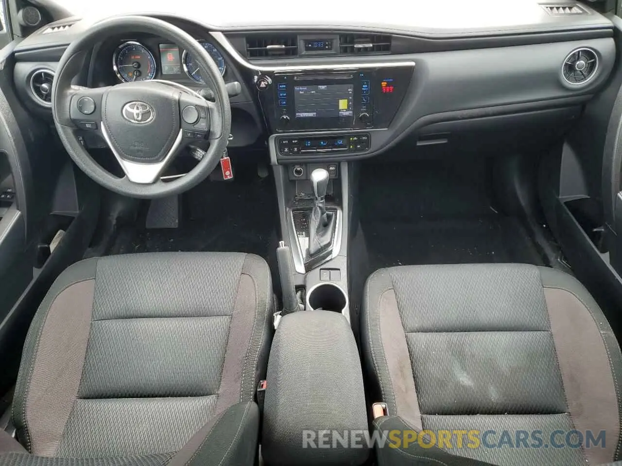 8 fotografías del automóvil dañado 2T1BURHE6KC190428 TOYOTA COROLLA 2019