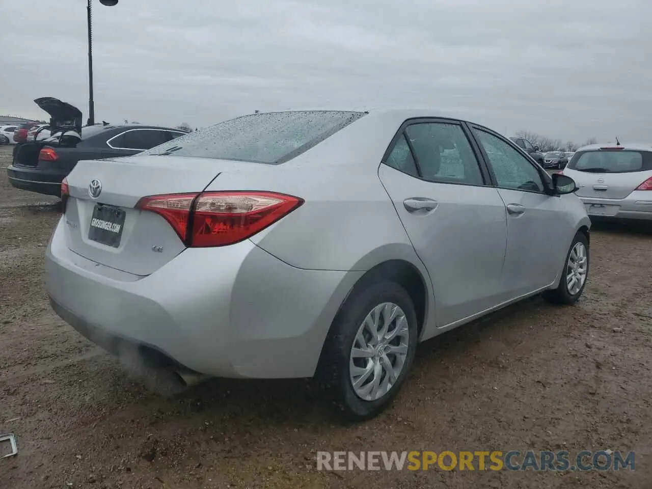 3 fotografías del automóvil dañado 2T1BURHE6KC194219 TOYOTA COROLLA 2019