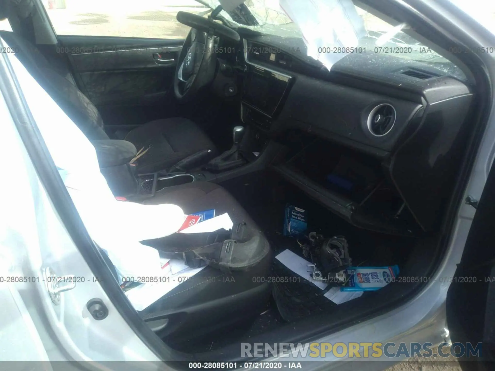 5 fotografías del automóvil dañado 2T1BURHE6KC195483 TOYOTA COROLLA 2019