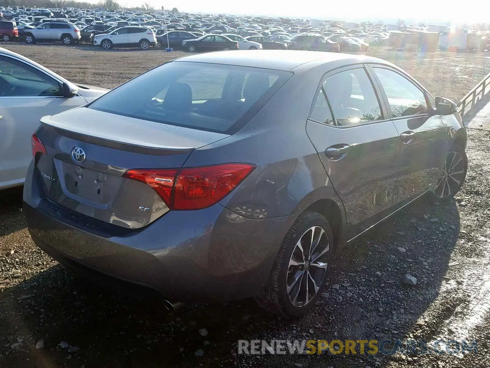 4 fotografías del automóvil dañado 2T1BURHE6KC195841 TOYOTA COROLLA 2019