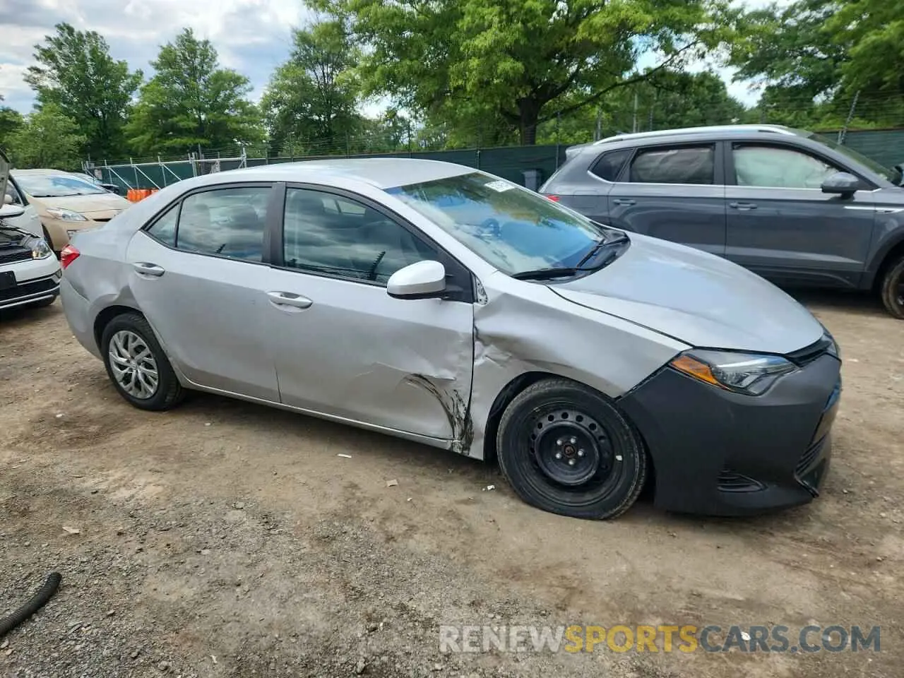 4 fotografías del automóvil dañado 2T1BURHE6KC200231 TOYOTA COROLLA 2019