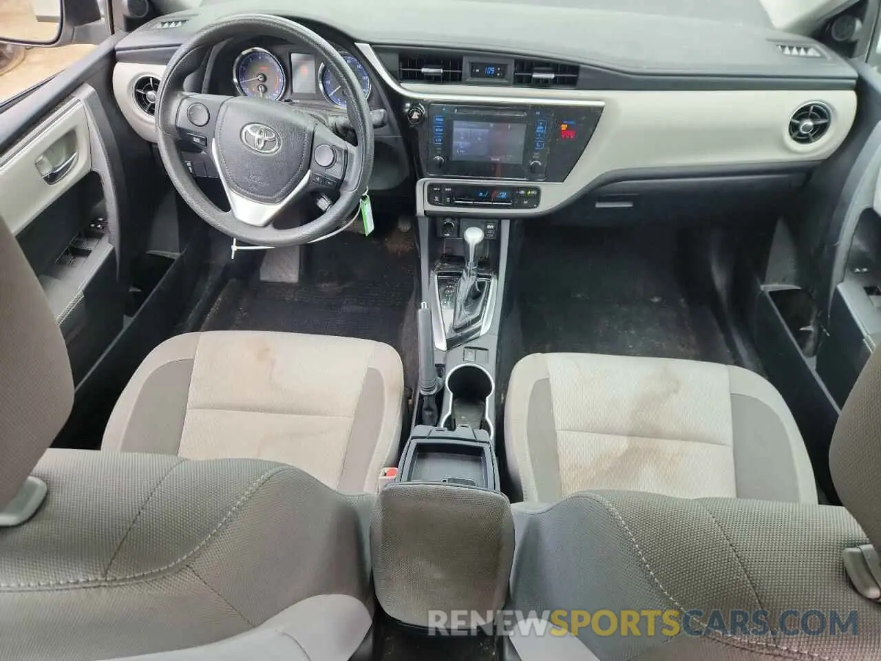 8 fotografías del automóvil dañado 2T1BURHE6KC200231 TOYOTA COROLLA 2019