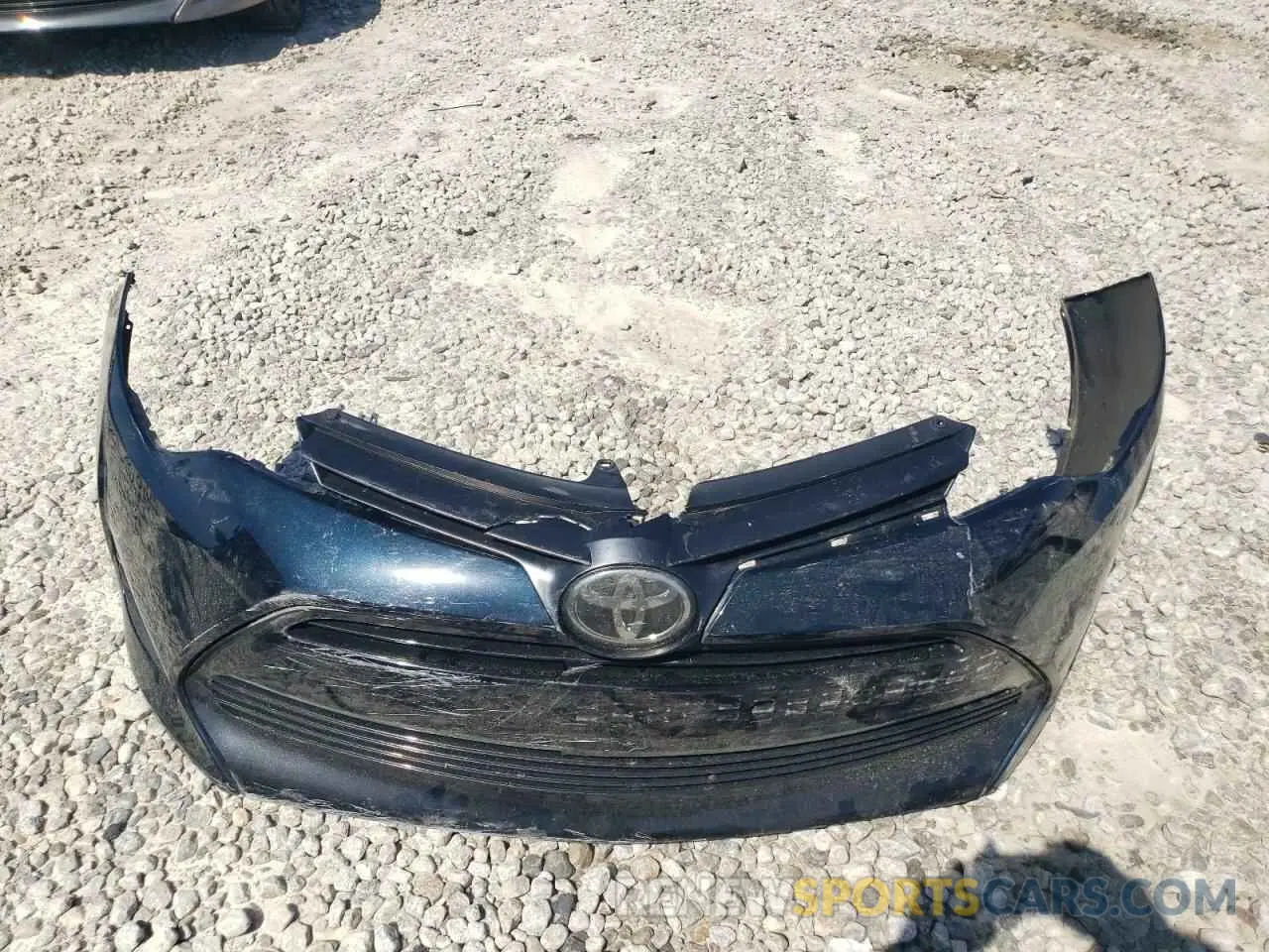 12 fotografías del automóvil dañado 2T1BURHE6KC206966 TOYOTA COROLLA 2019