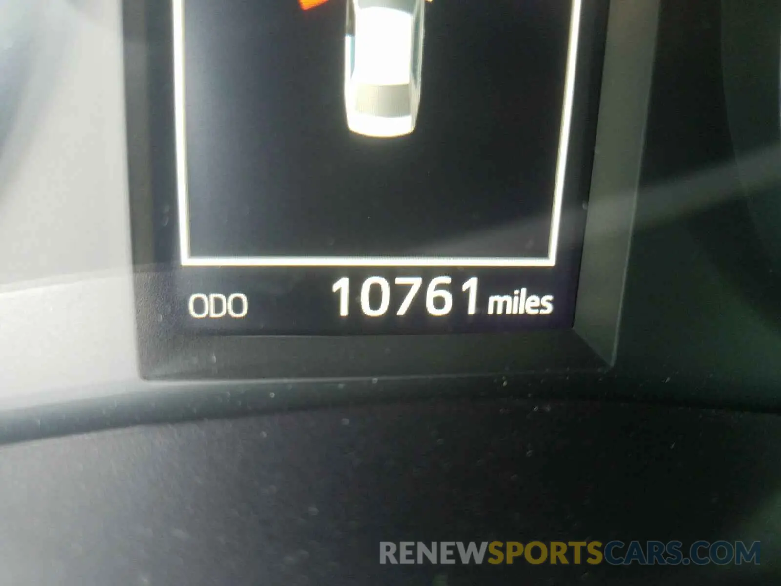 8 fotografías del automóvil dañado 2T1BURHE6KC211021 TOYOTA COROLLA 2019