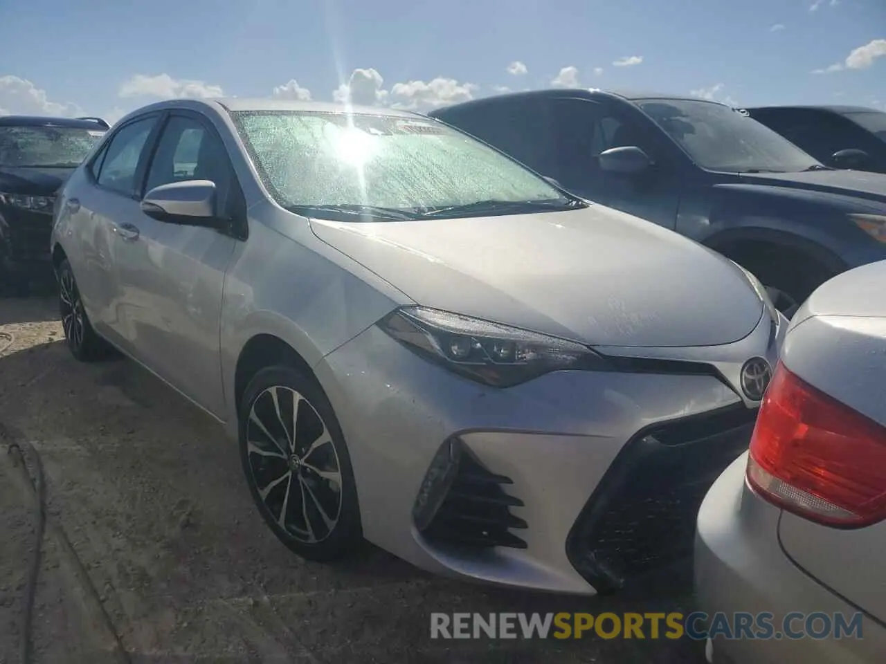 4 fotografías del automóvil dañado 2T1BURHE6KC211052 TOYOTA COROLLA 2019