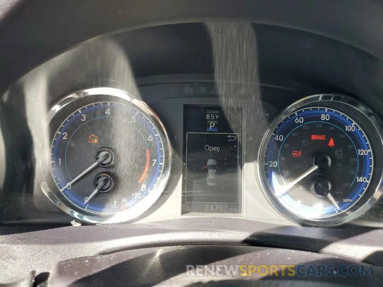 9 fotografías del automóvil dañado 2T1BURHE6KC211052 TOYOTA COROLLA 2019