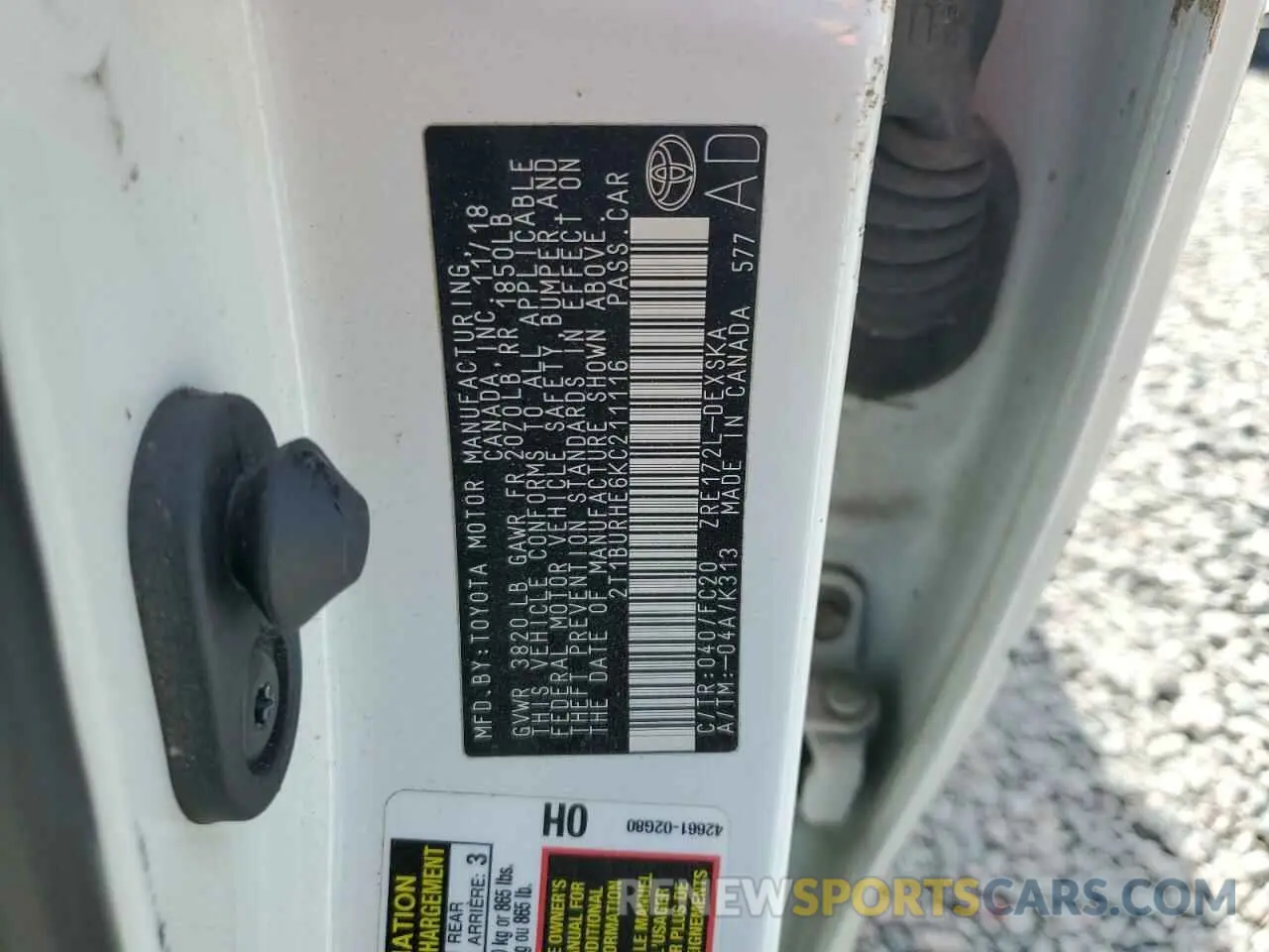 12 fotografías del automóvil dañado 2T1BURHE6KC211116 TOYOTA COROLLA 2019