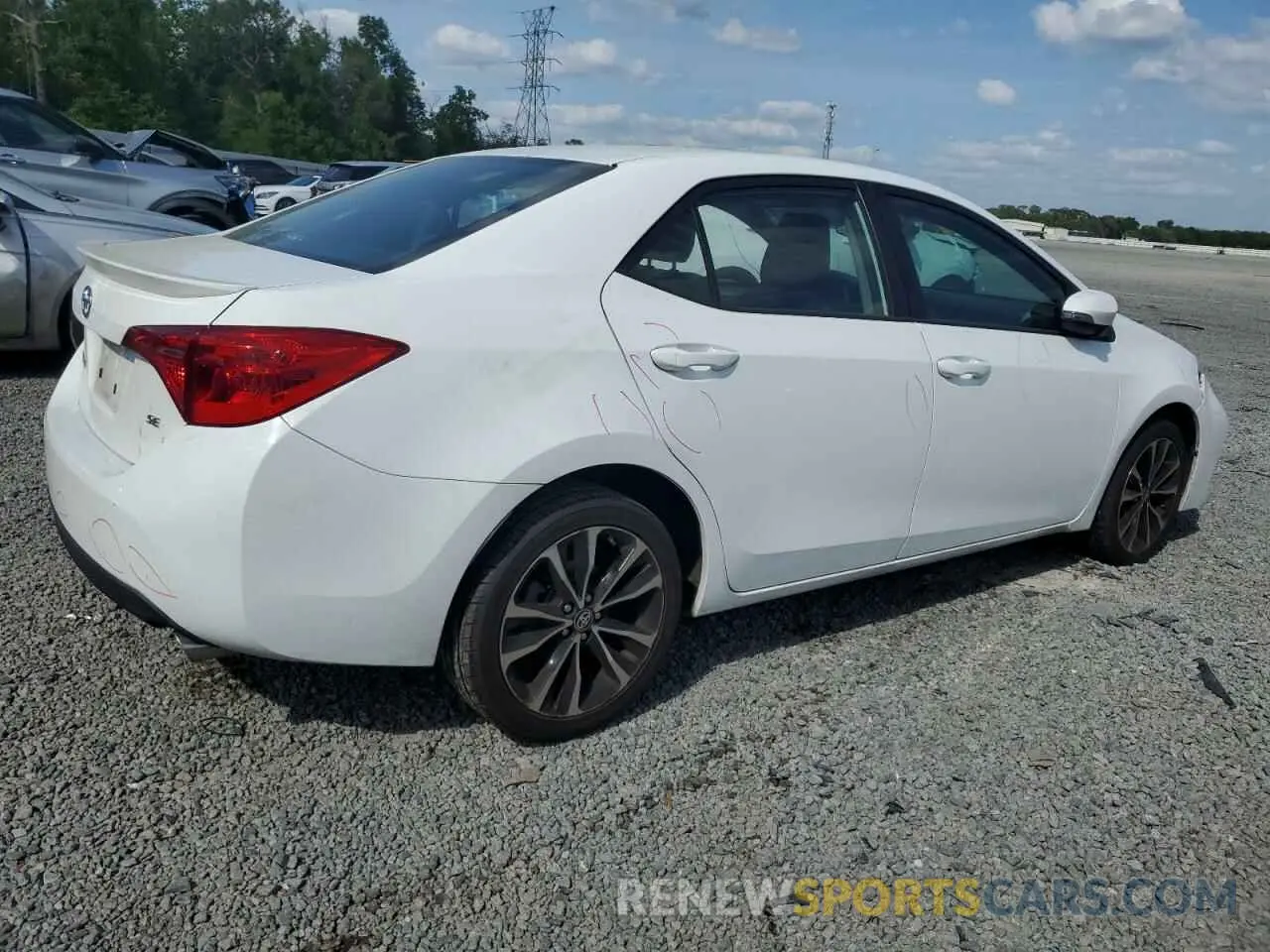 3 fotografías del automóvil dañado 2T1BURHE6KC211116 TOYOTA COROLLA 2019