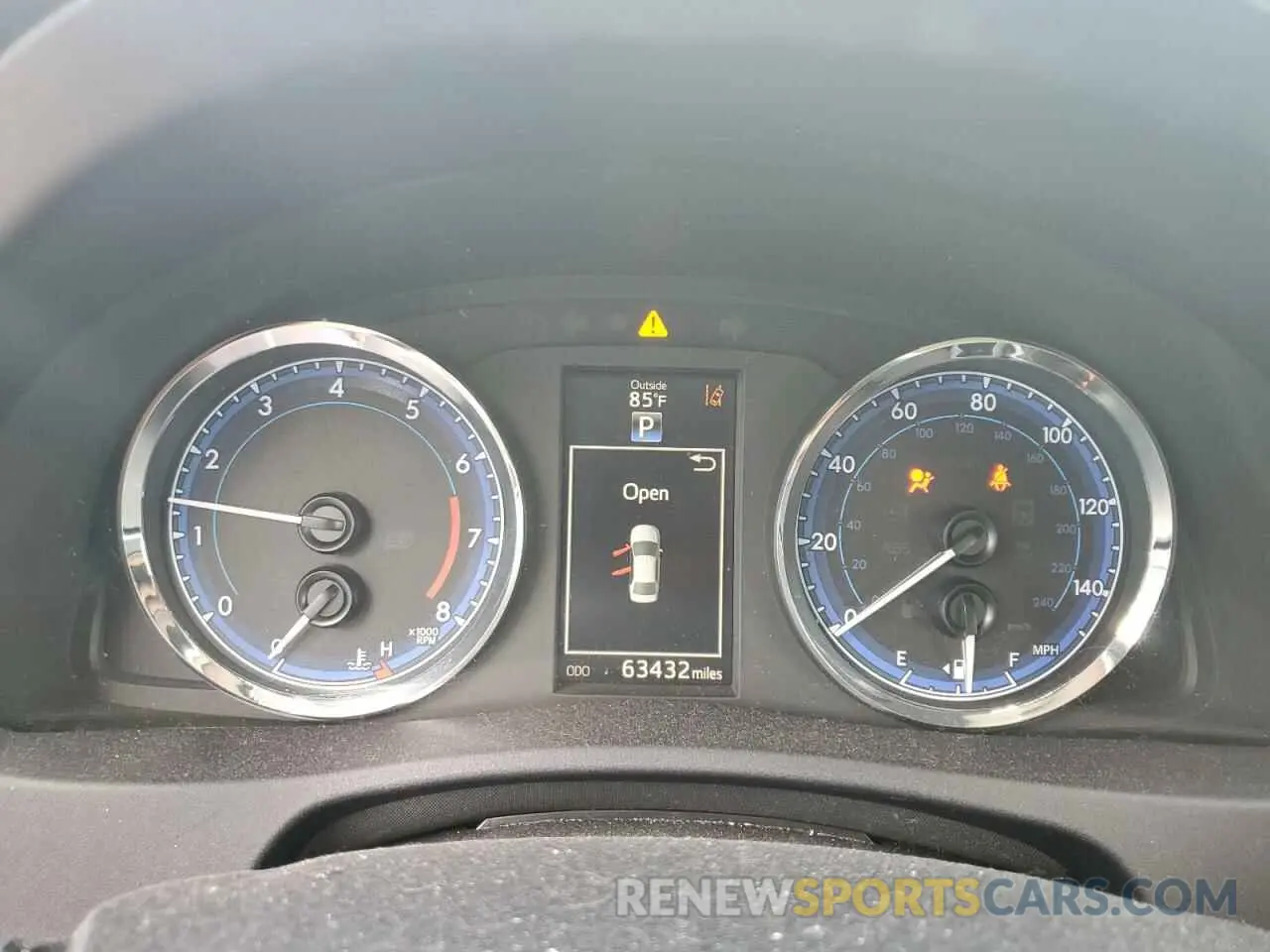 9 fotografías del automóvil dañado 2T1BURHE6KC211116 TOYOTA COROLLA 2019