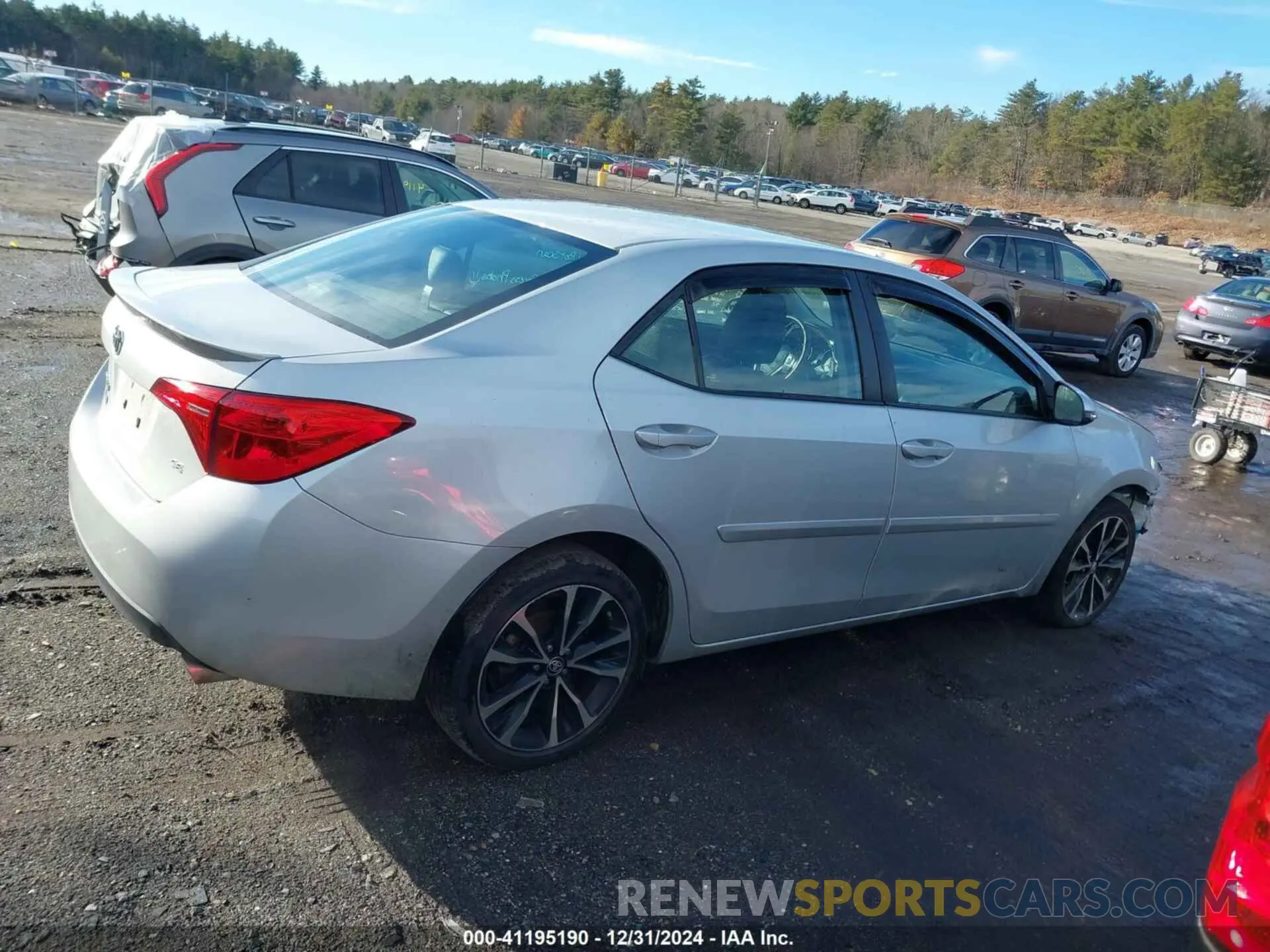 13 fotografías del automóvil dañado 2T1BURHE6KC223265 TOYOTA COROLLA 2019