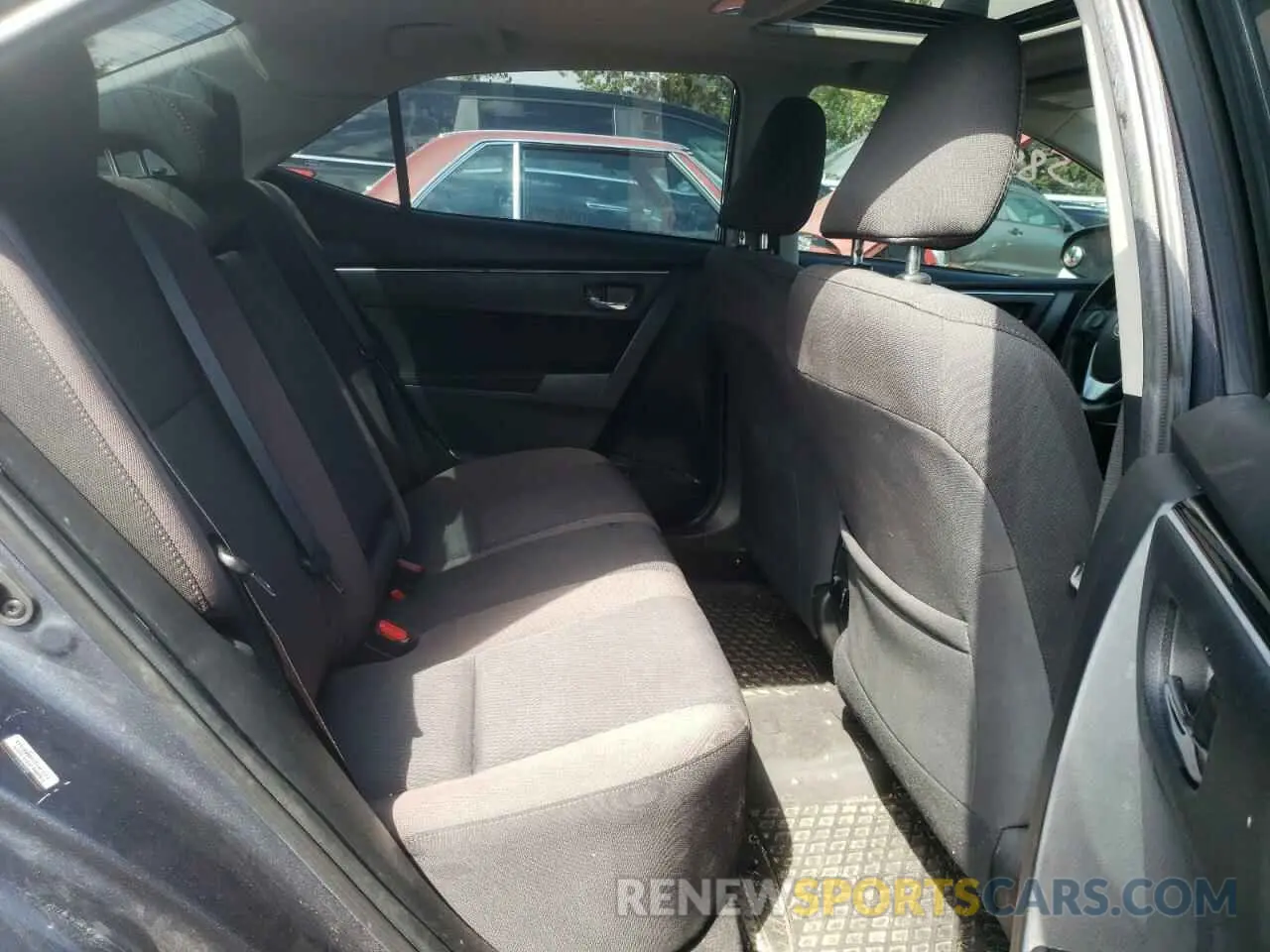 6 fotografías del automóvil dañado 2T1BURHE6KC225355 TOYOTA COROLLA 2019