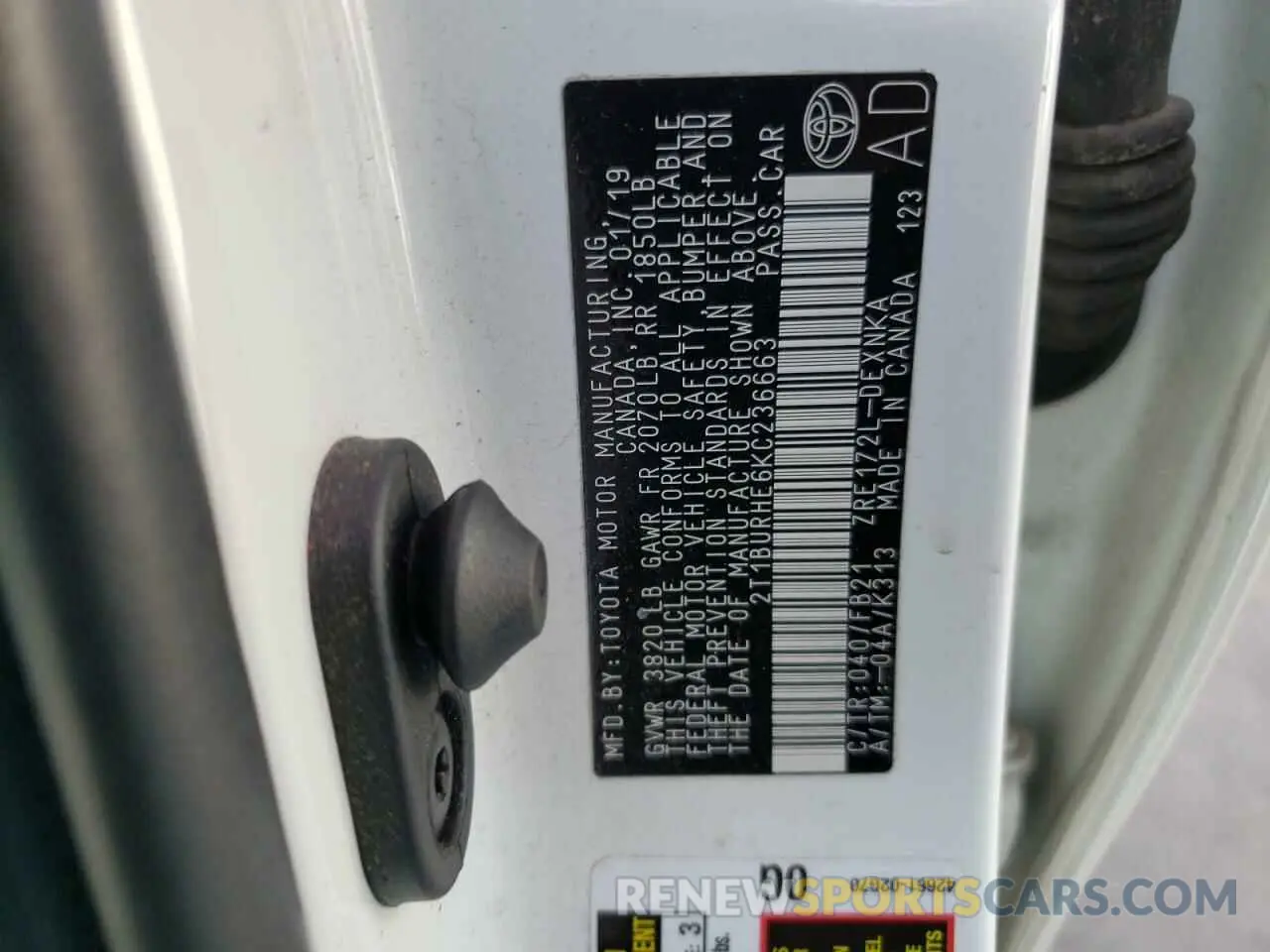 10 fotografías del automóvil dañado 2T1BURHE6KC236663 TOYOTA COROLLA 2019