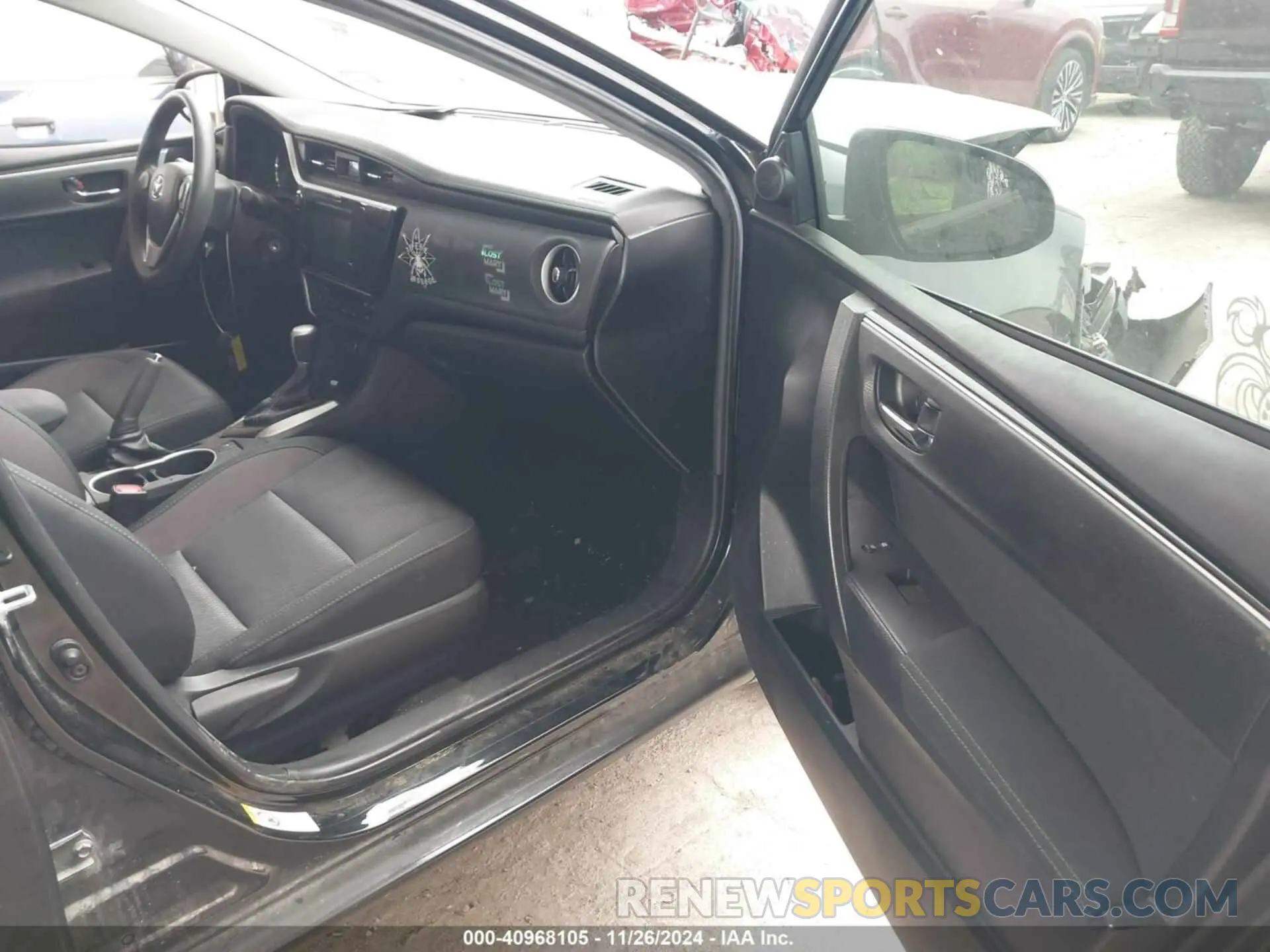 5 fotografías del automóvil dañado 2T1BURHE7KC149855 TOYOTA COROLLA 2019
