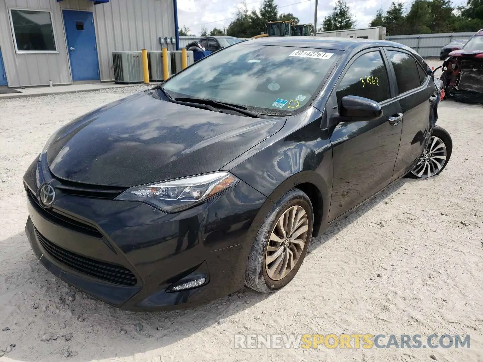 2 fotografías del automóvil dañado 2T1BURHE7KC152481 TOYOTA COROLLA 2019