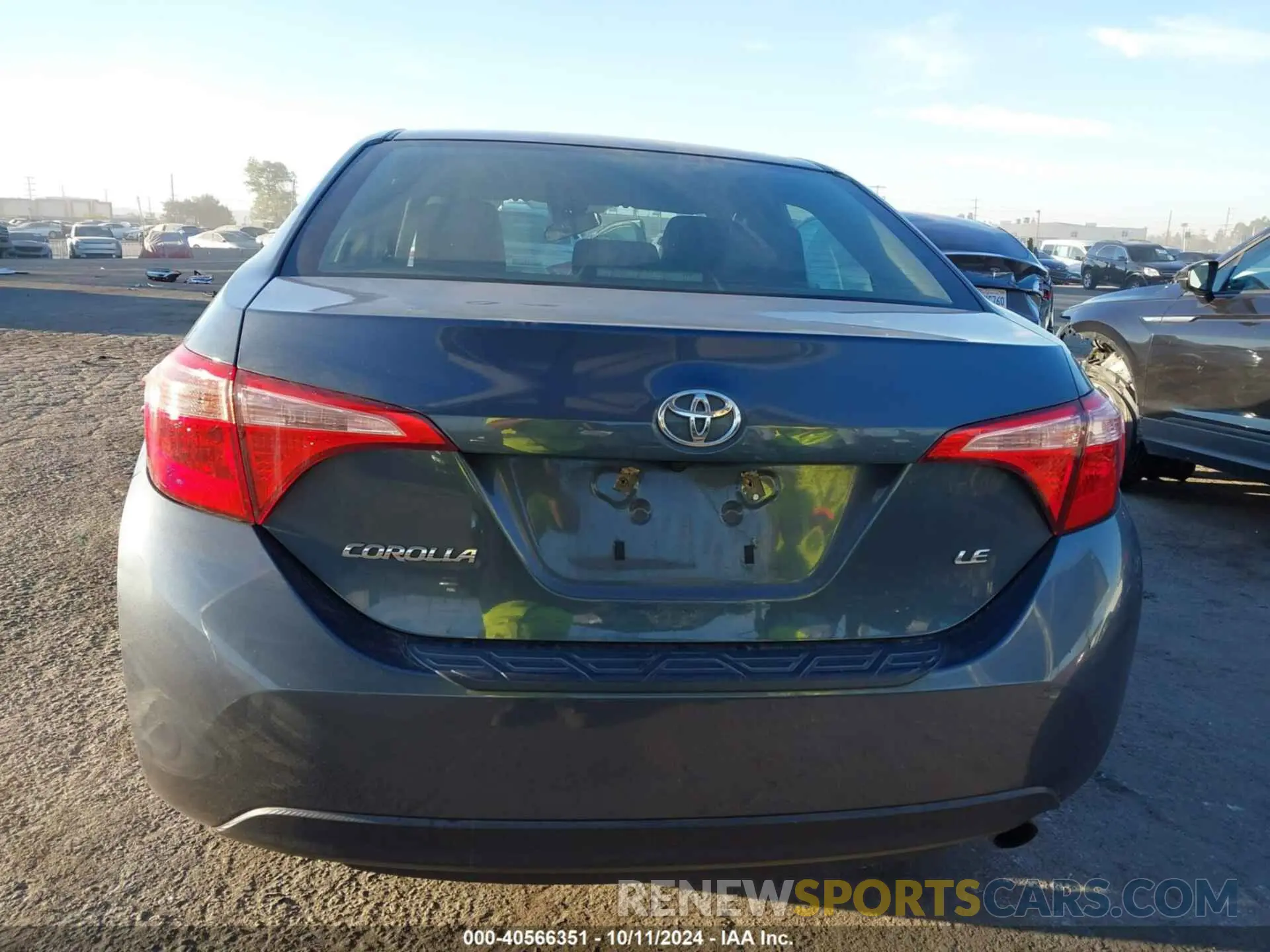 16 fotografías del automóvil dañado 2T1BURHE7KC153016 TOYOTA COROLLA 2019