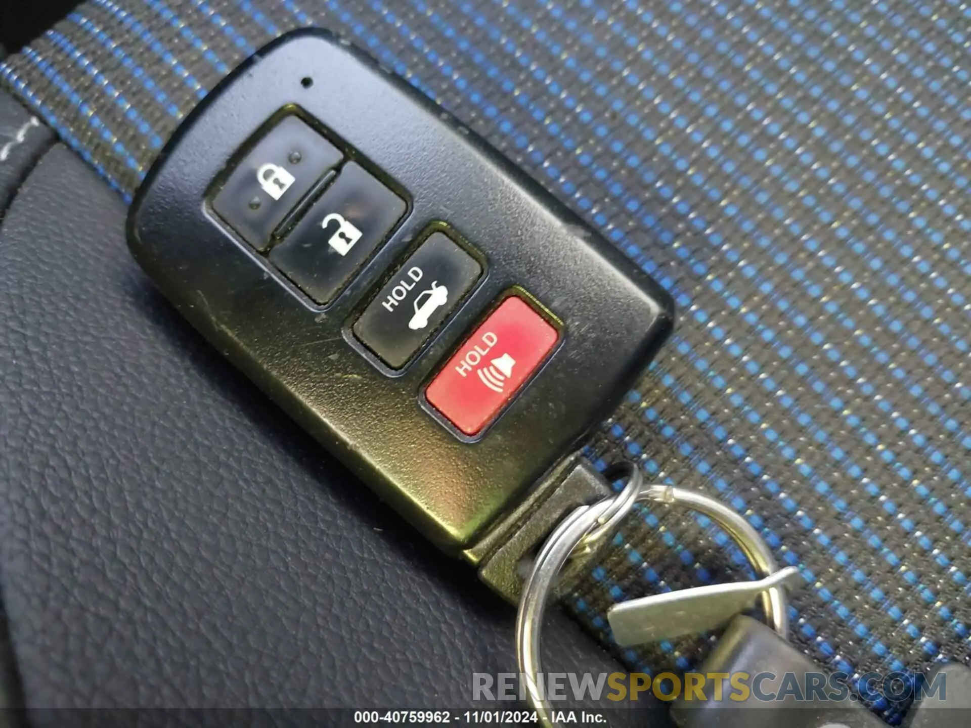 11 fotografías del automóvil dañado 2T1BURHE7KC158927 TOYOTA COROLLA 2019