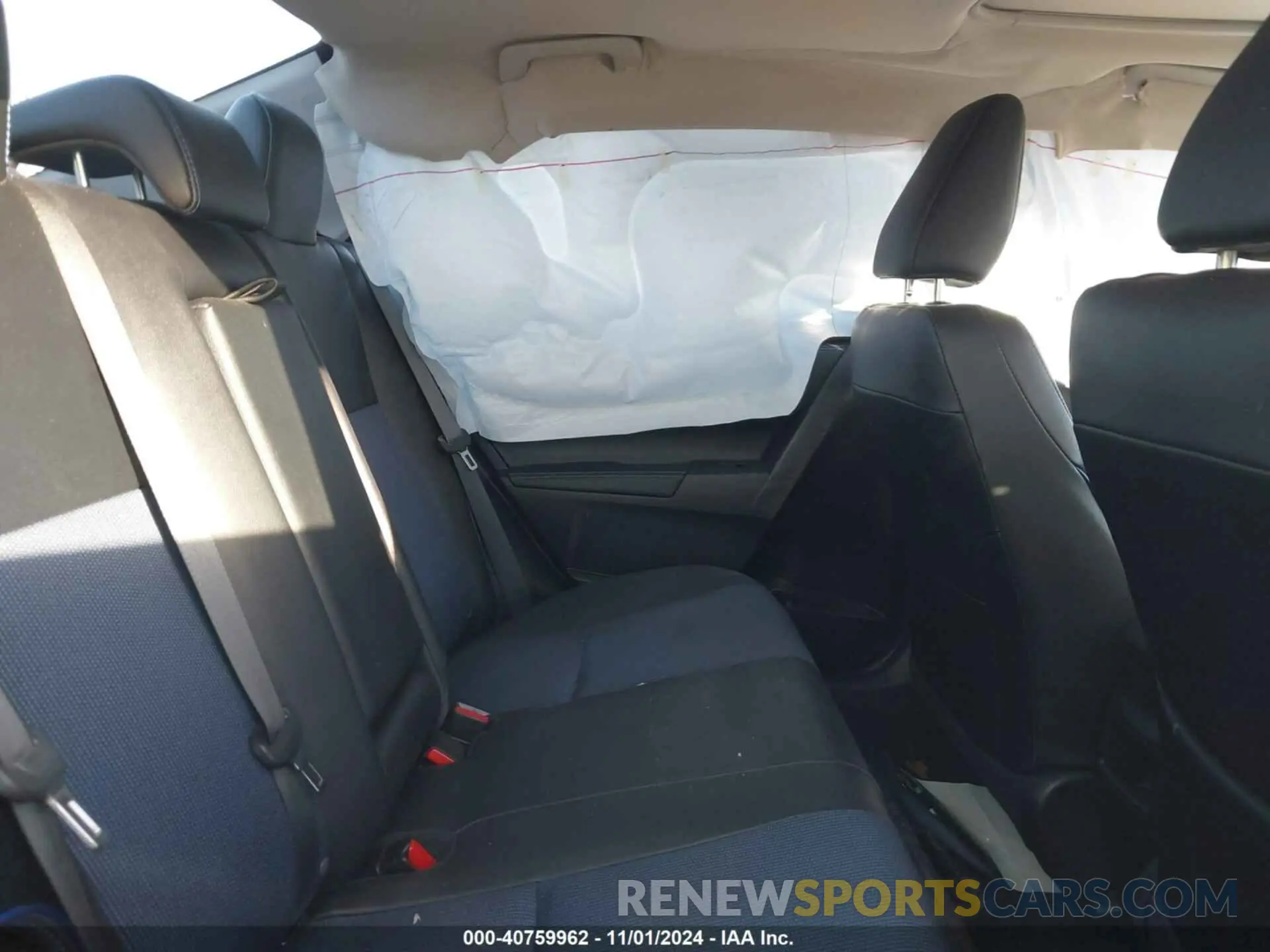 8 fotografías del automóvil dañado 2T1BURHE7KC158927 TOYOTA COROLLA 2019