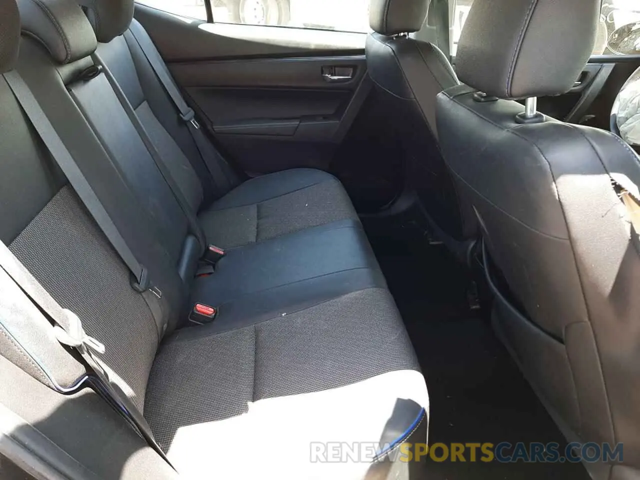 6 fotografías del automóvil dañado 2T1BURHE7KC177381 TOYOTA COROLLA 2019