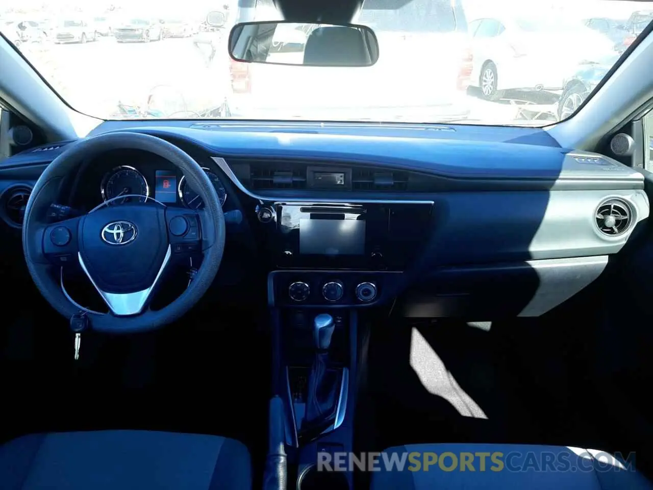 9 fotografías del automóvil dañado 2T1BURHE7KC178109 TOYOTA COROLLA 2019