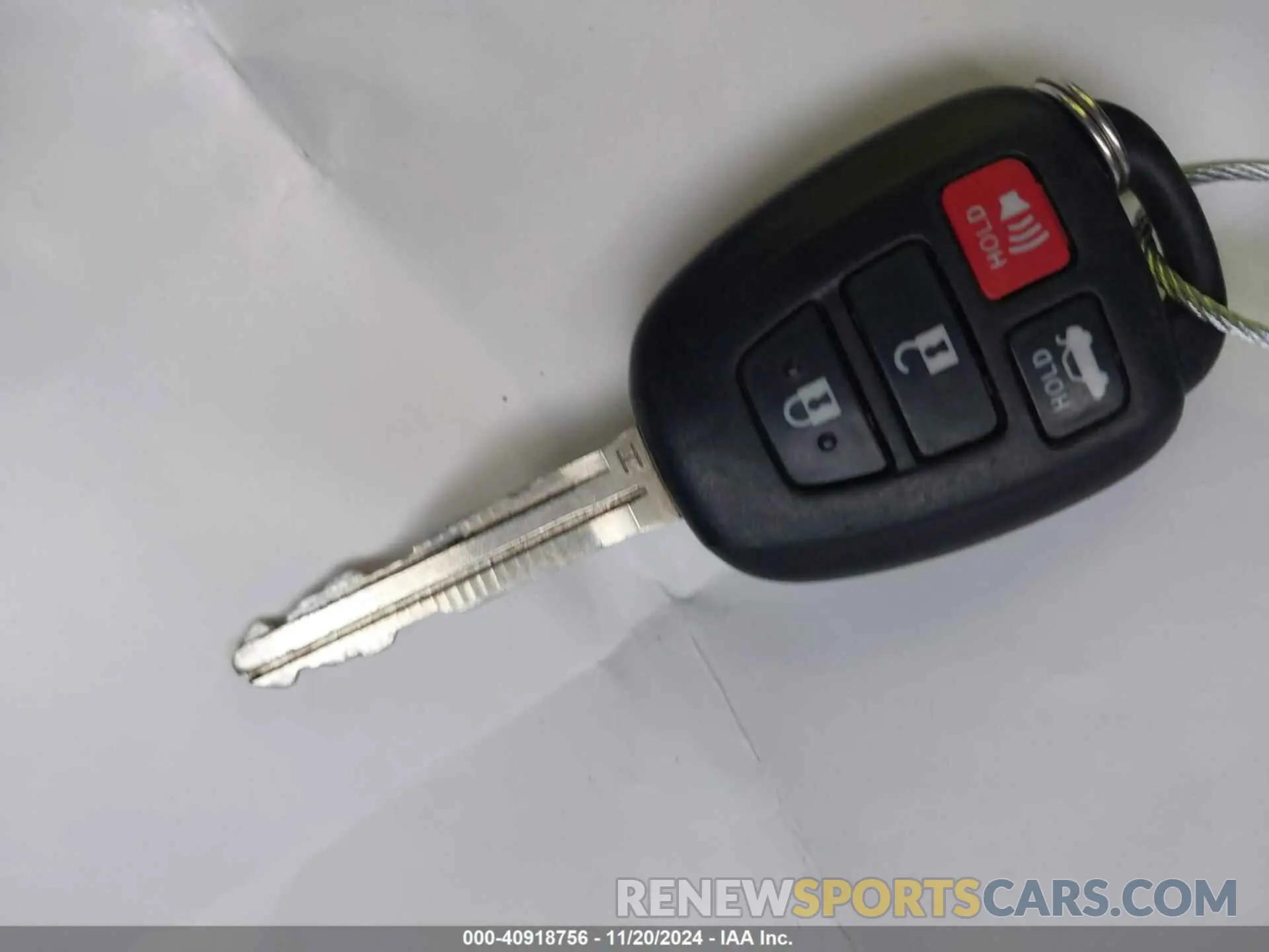 11 fotografías del automóvil dañado 2T1BURHE7KC178868 TOYOTA COROLLA 2019