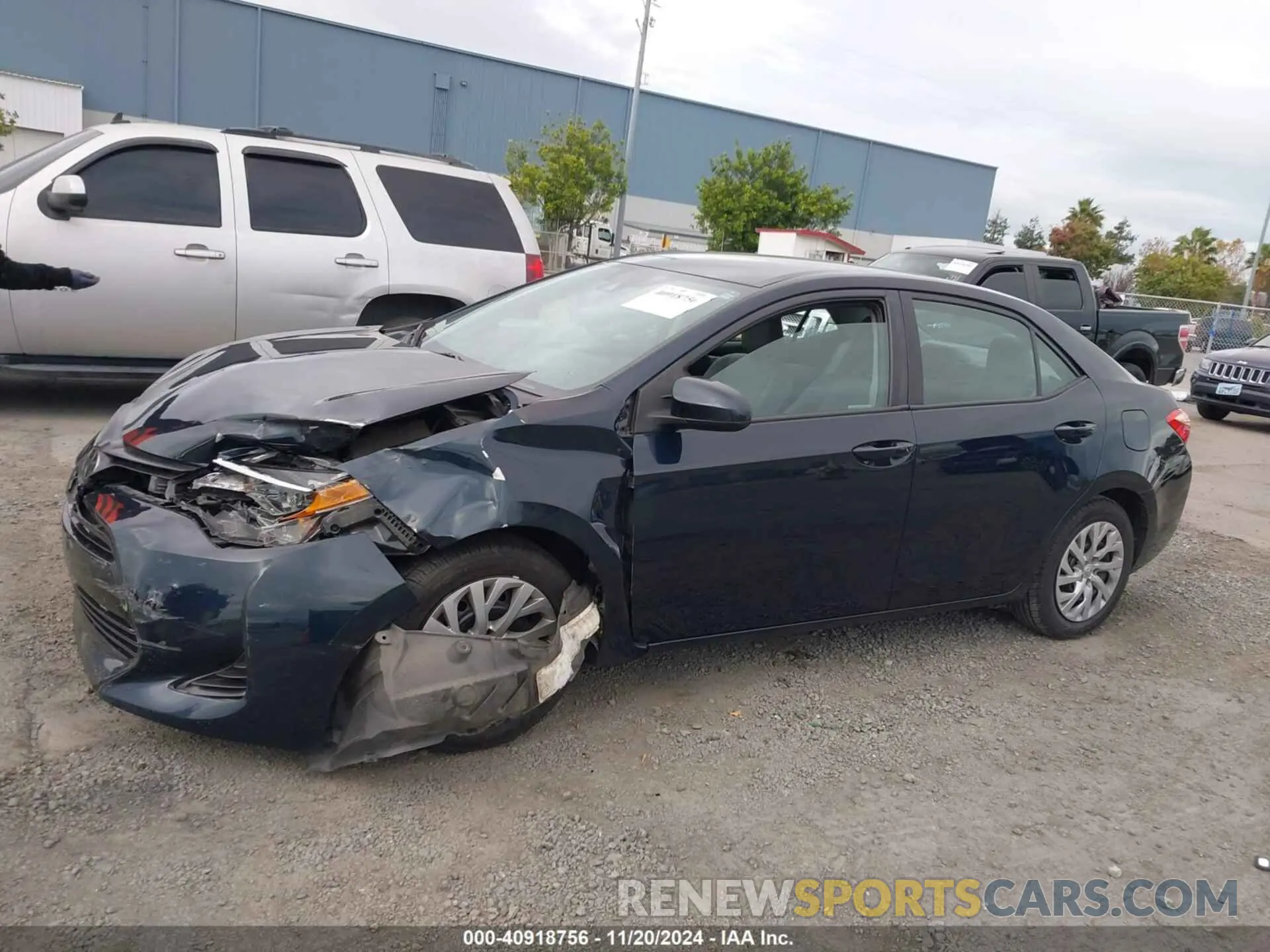 14 fotografías del automóvil dañado 2T1BURHE7KC178868 TOYOTA COROLLA 2019
