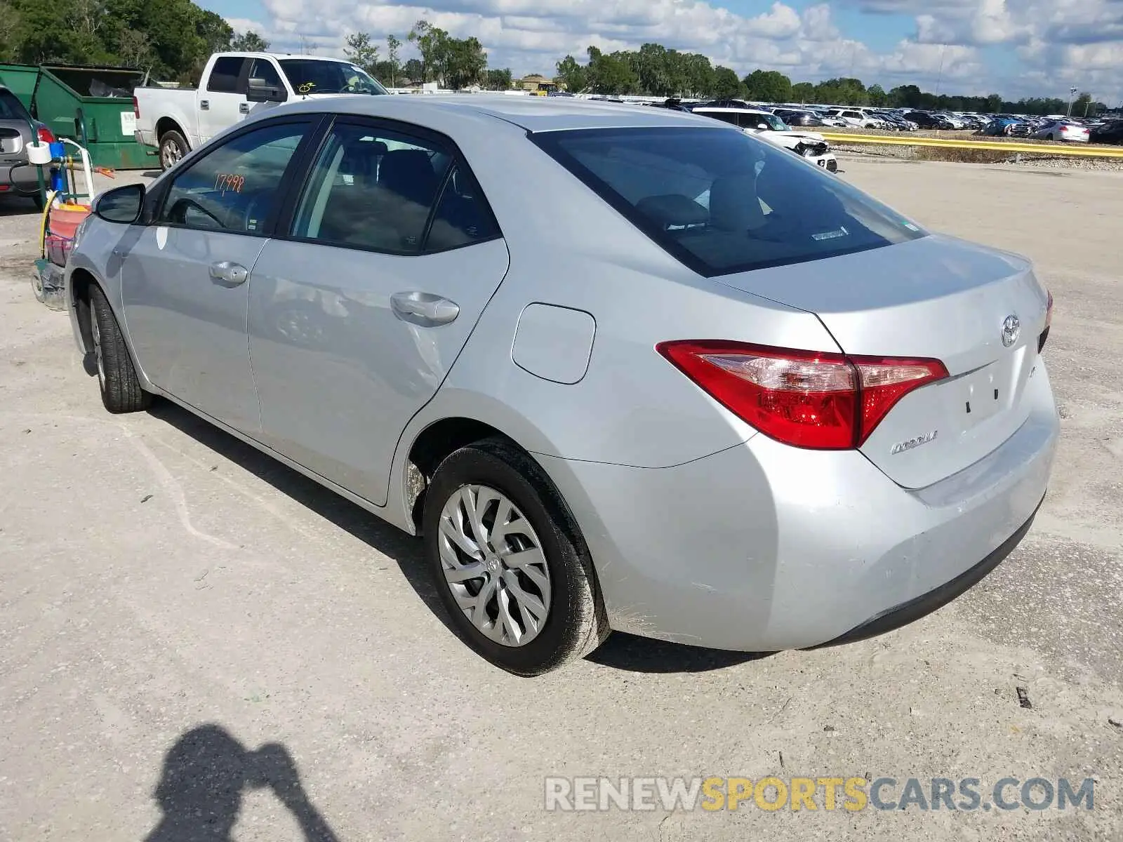 3 fotografías del automóvil dañado 2T1BURHE7KC179213 TOYOTA COROLLA 2019