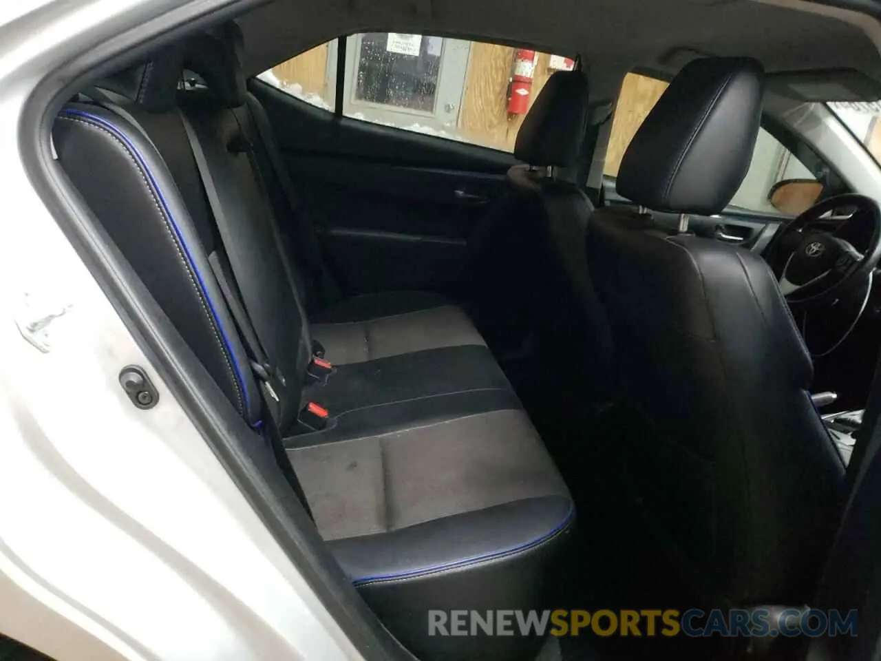 10 fotografías del automóvil dañado 2T1BURHE7KC181186 TOYOTA COROLLA 2019