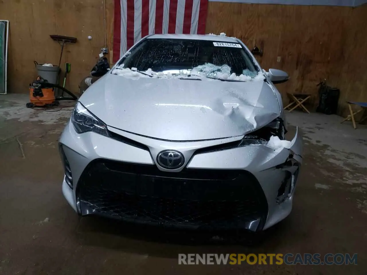 5 fotografías del automóvil dañado 2T1BURHE7KC181186 TOYOTA COROLLA 2019