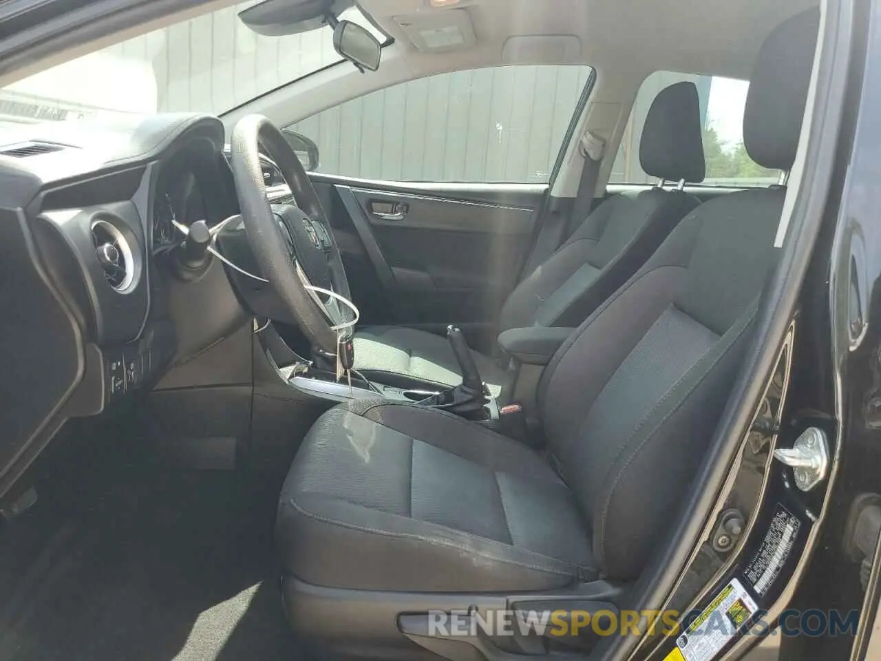 7 fotografías del automóvil dañado 2T1BURHE7KC184329 TOYOTA COROLLA 2019