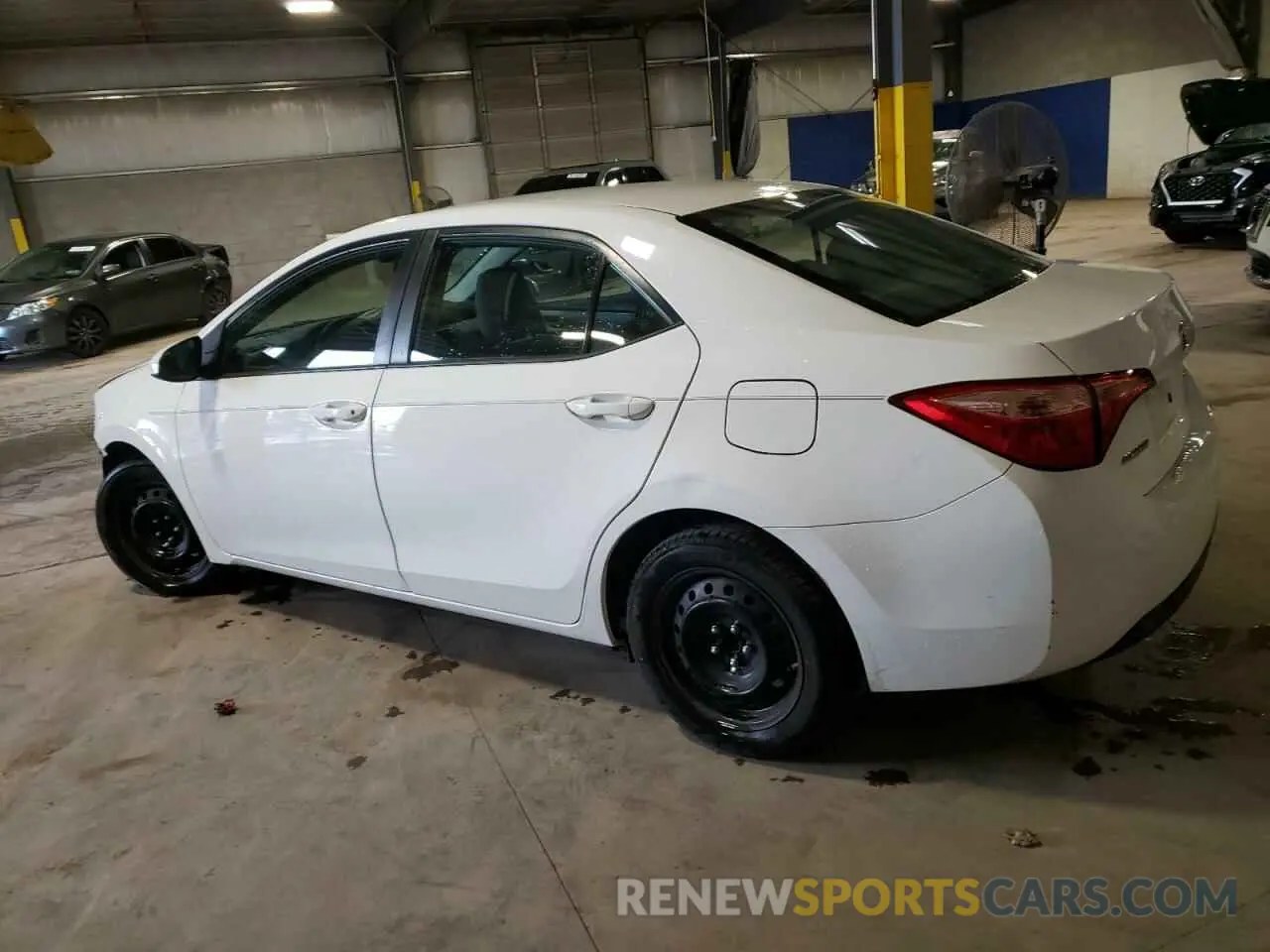 2 fotografías del automóvil dañado 2T1BURHE7KC187828 TOYOTA COROLLA 2019