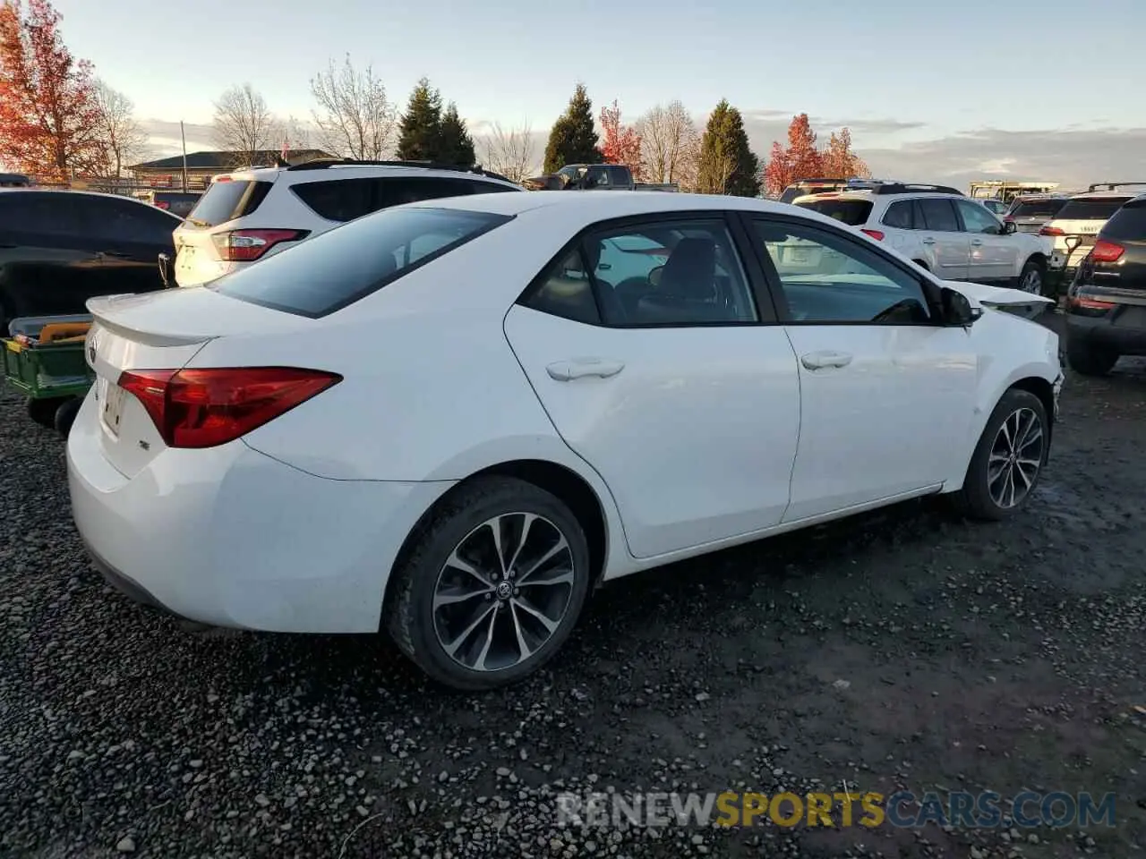 3 fotografías del automóvil dañado 2T1BURHE7KC198845 TOYOTA COROLLA 2019
