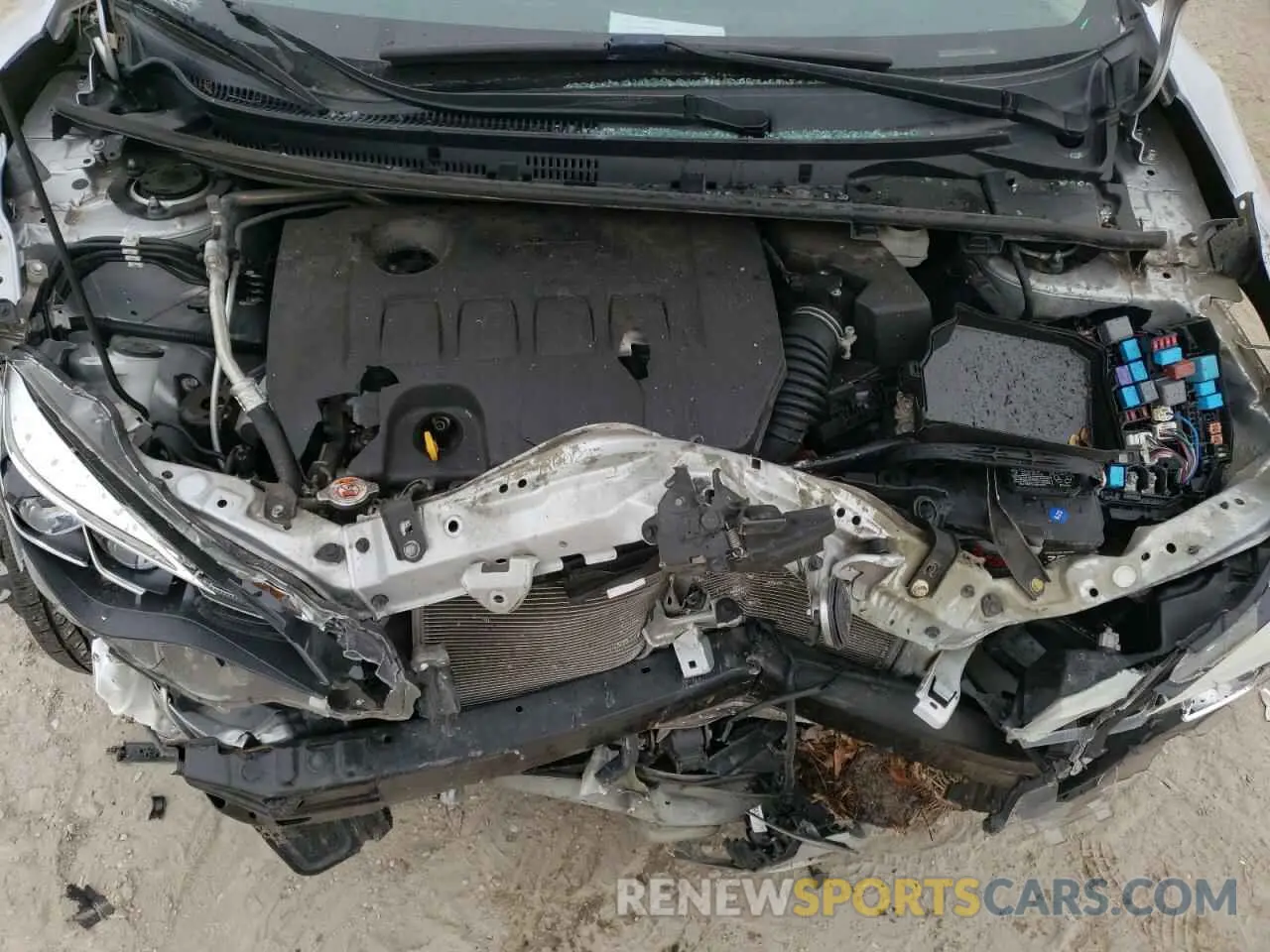 11 fotografías del automóvil dañado 2T1BURHE7KC211819 TOYOTA COROLLA 2019
