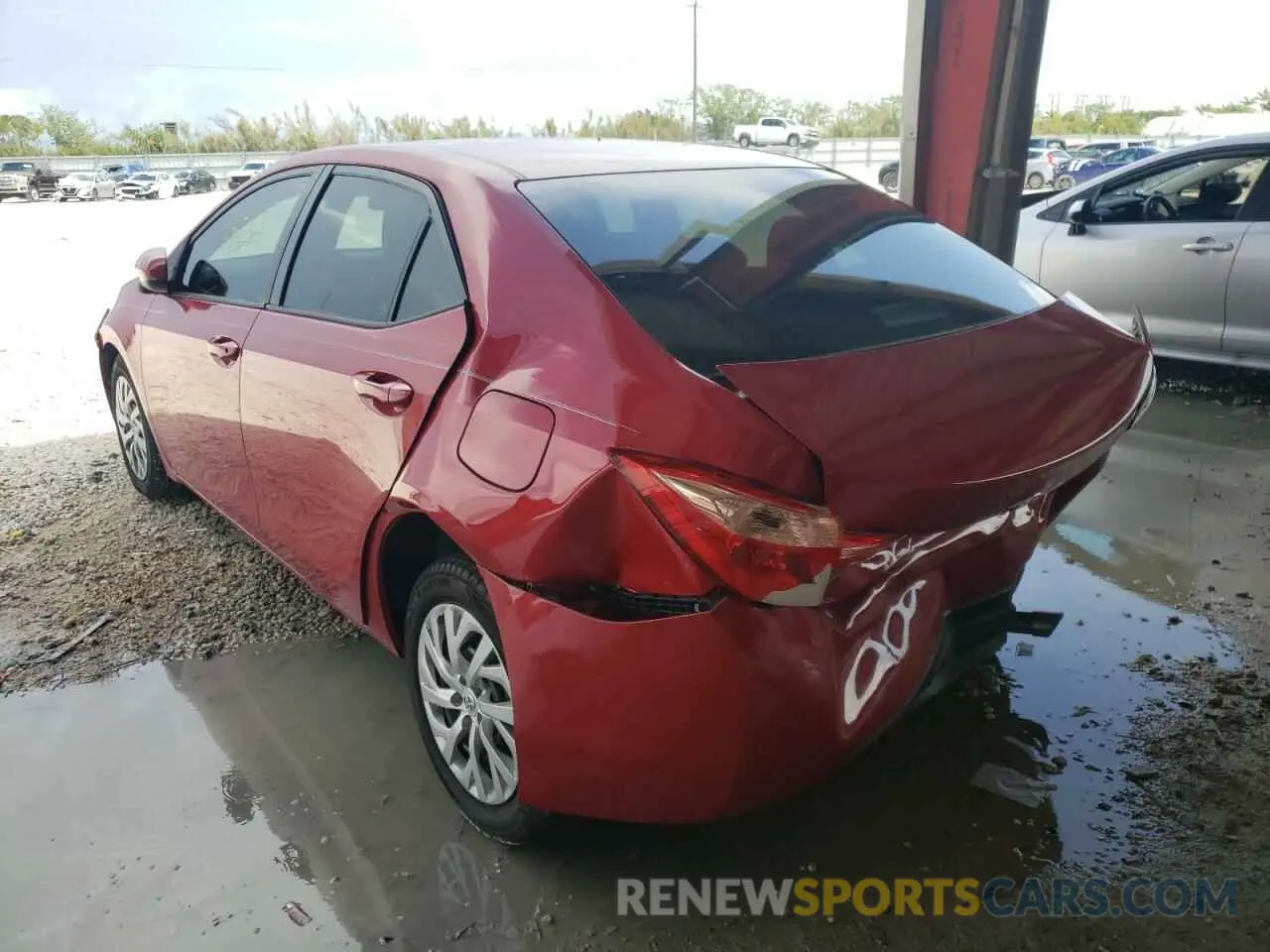 3 fotografías del automóvil dañado 2T1BURHE7KC217135 TOYOTA COROLLA 2019