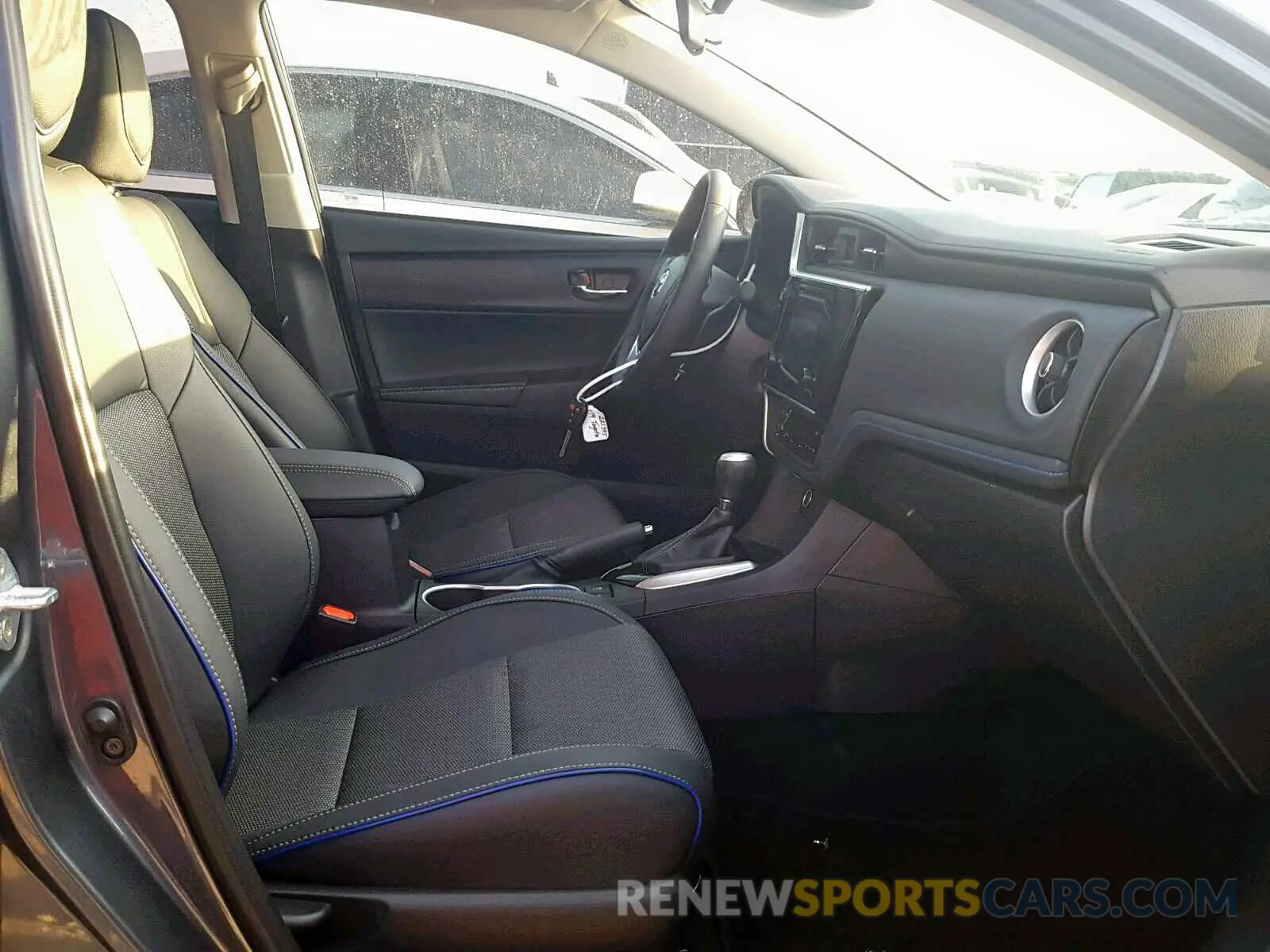 5 fotografías del automóvil dañado 2T1BURHE7KC217314 TOYOTA COROLLA 2019