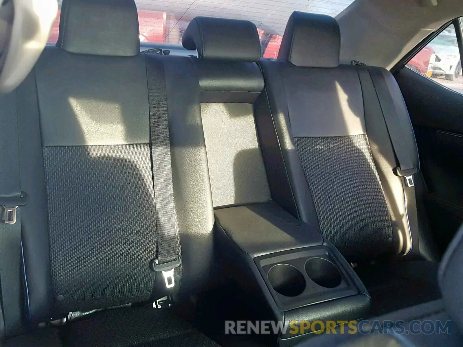 6 fotografías del automóvil dañado 2T1BURHE7KC217314 TOYOTA COROLLA 2019