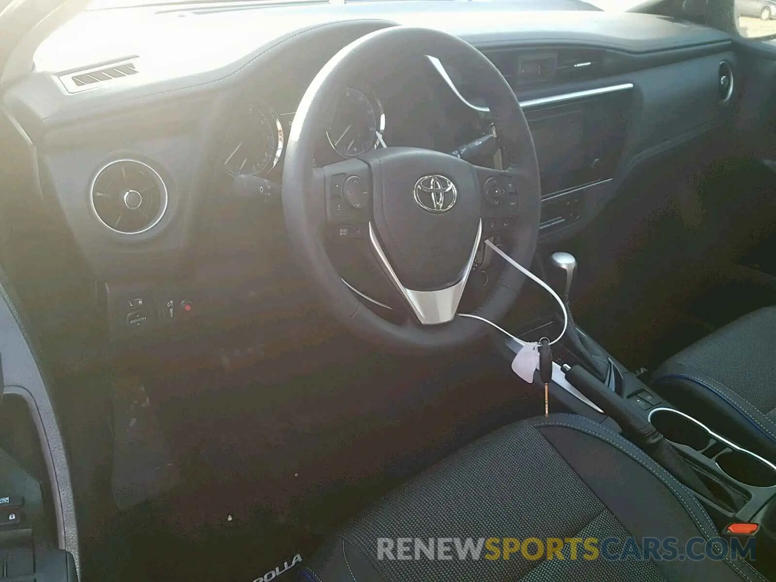 9 fotografías del automóvil dañado 2T1BURHE7KC217314 TOYOTA COROLLA 2019
