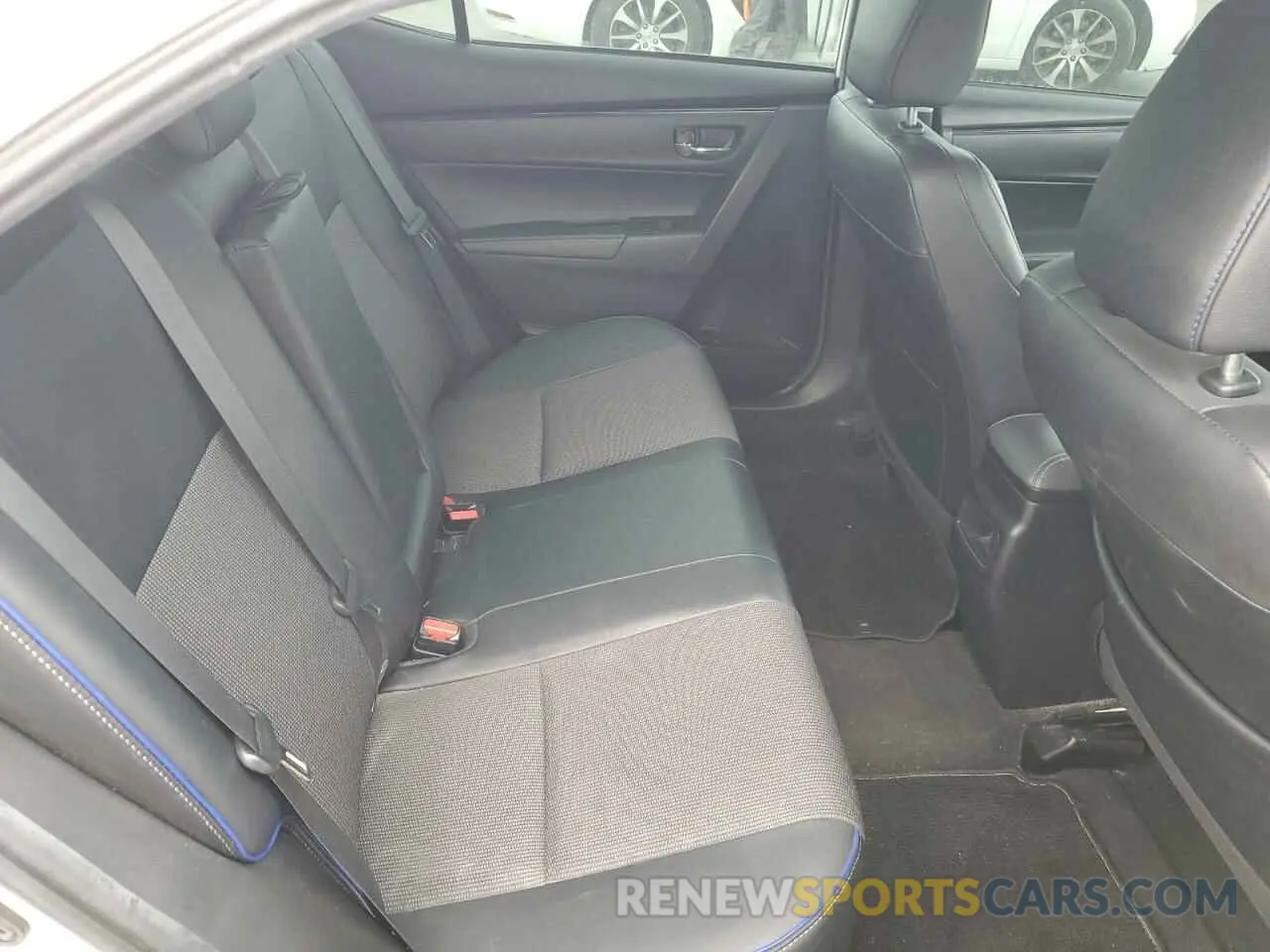 10 fotografías del automóvil dañado 2T1BURHE7KC224084 TOYOTA COROLLA 2019