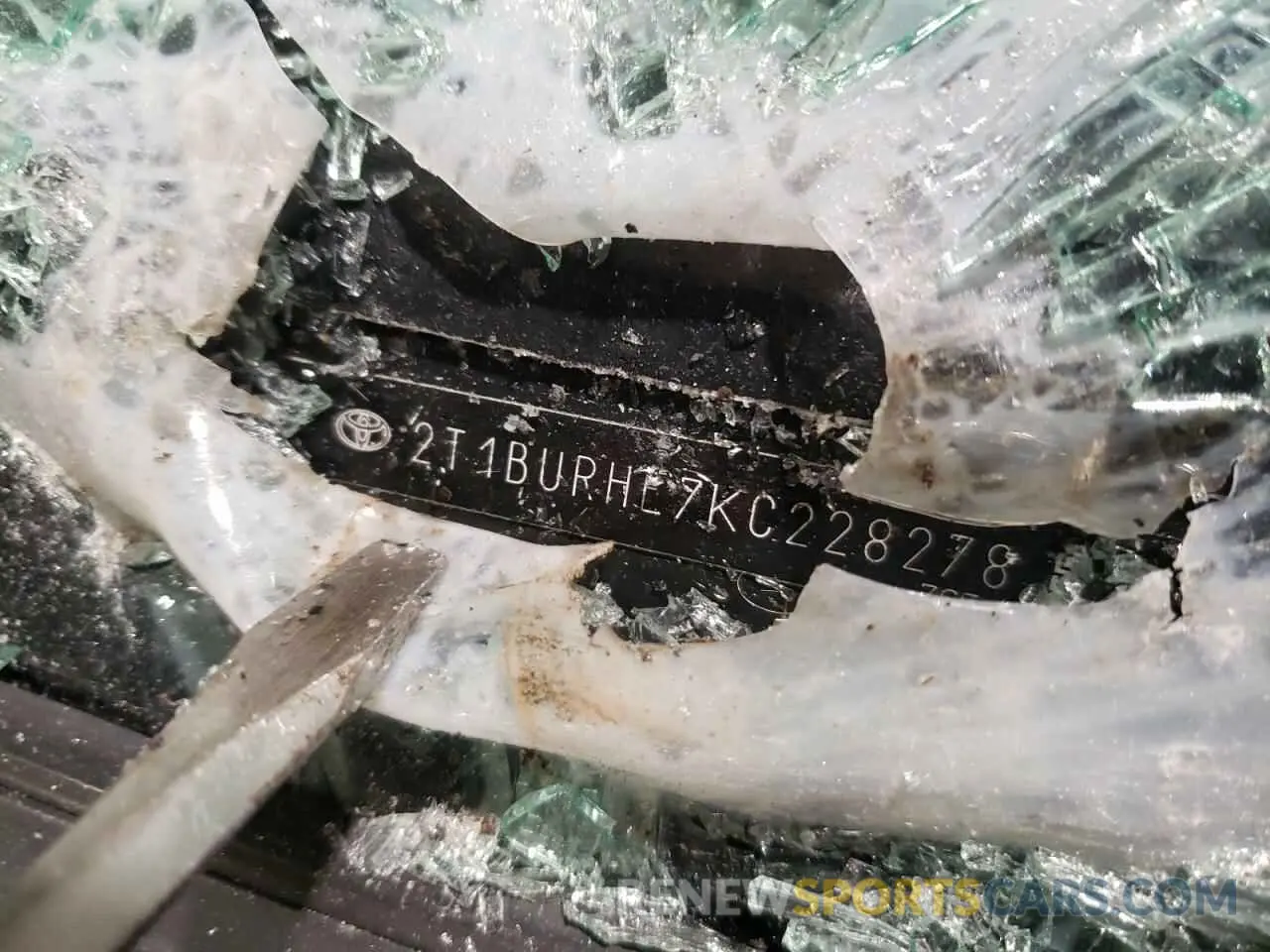 12 fotografías del automóvil dañado 2T1BURHE7KC228278 TOYOTA COROLLA 2019