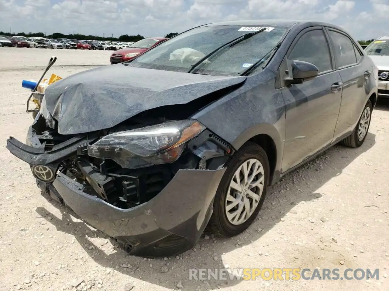 2 fotografías del automóvil dañado 2T1BURHE7KC241693 TOYOTA COROLLA 2019