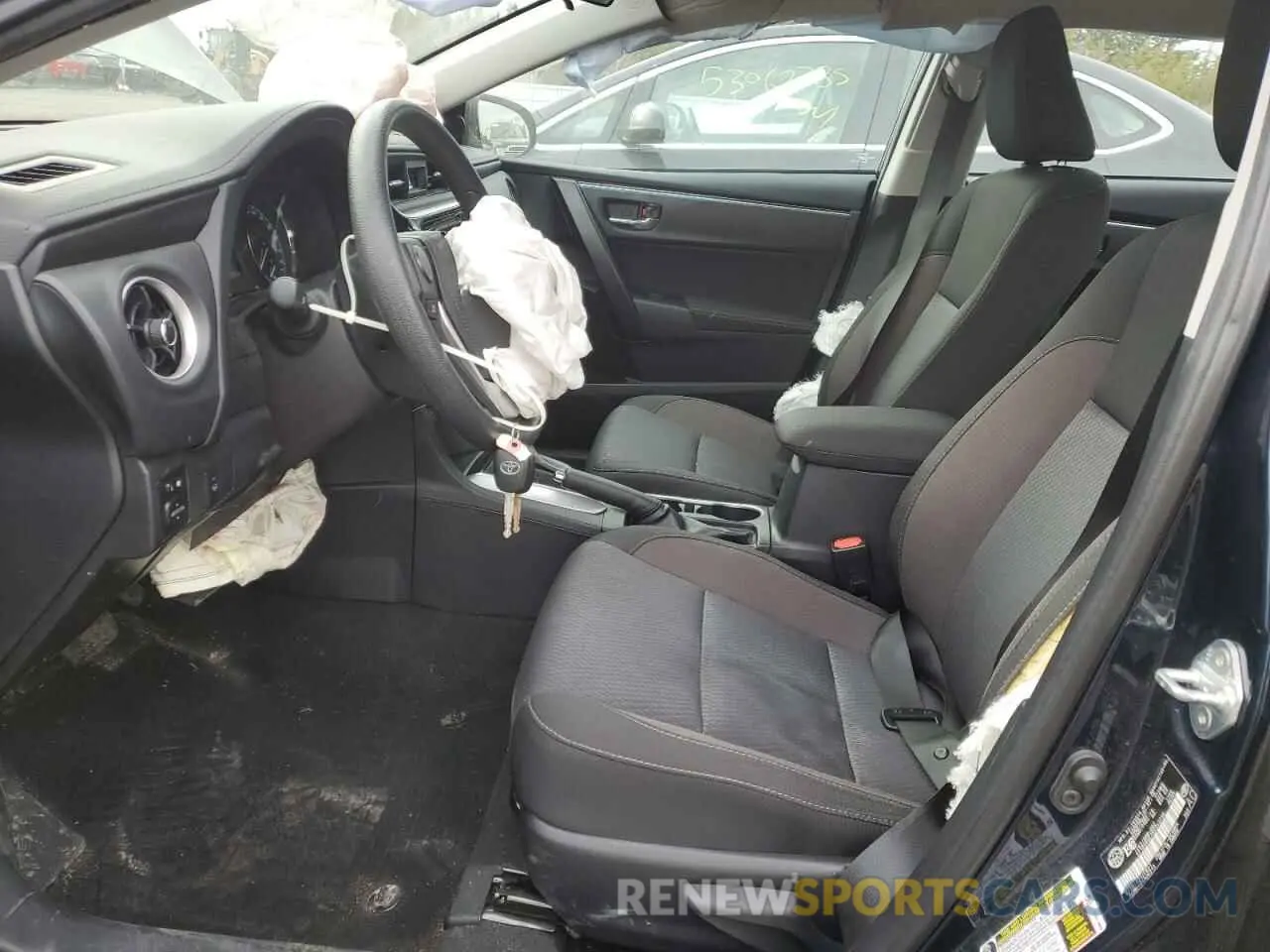 7 fotografías del automóvil dañado 2T1BURHE7KC243735 TOYOTA COROLLA 2019