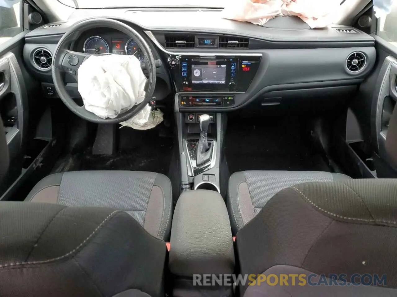 8 fotografías del automóvil dañado 2T1BURHE7KC243735 TOYOTA COROLLA 2019