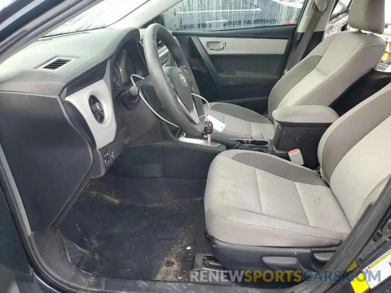 7 fotografías del automóvil dañado 2T1BURHE8KC144759 TOYOTA COROLLA 2019