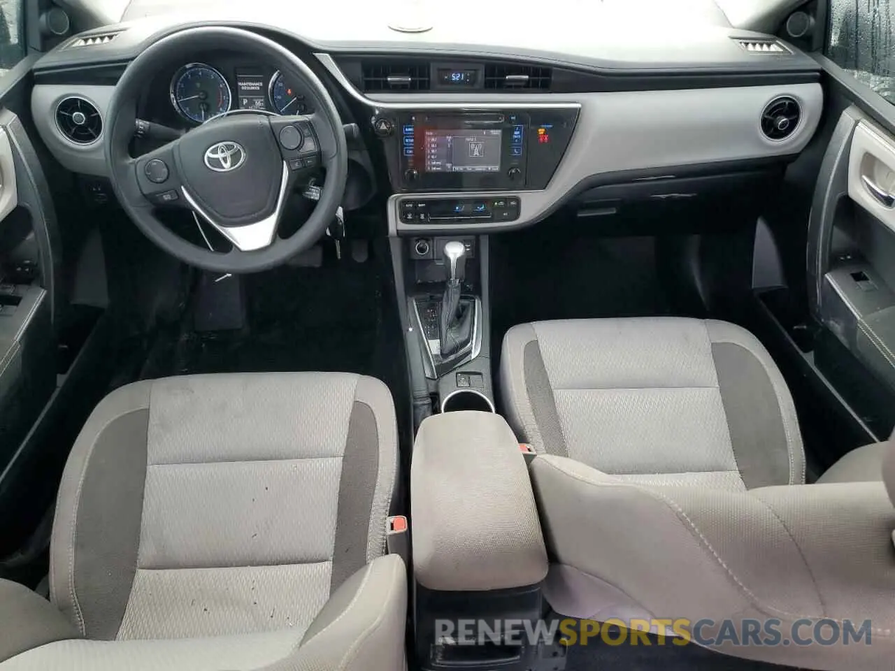 8 fotografías del automóvil dañado 2T1BURHE8KC144759 TOYOTA COROLLA 2019