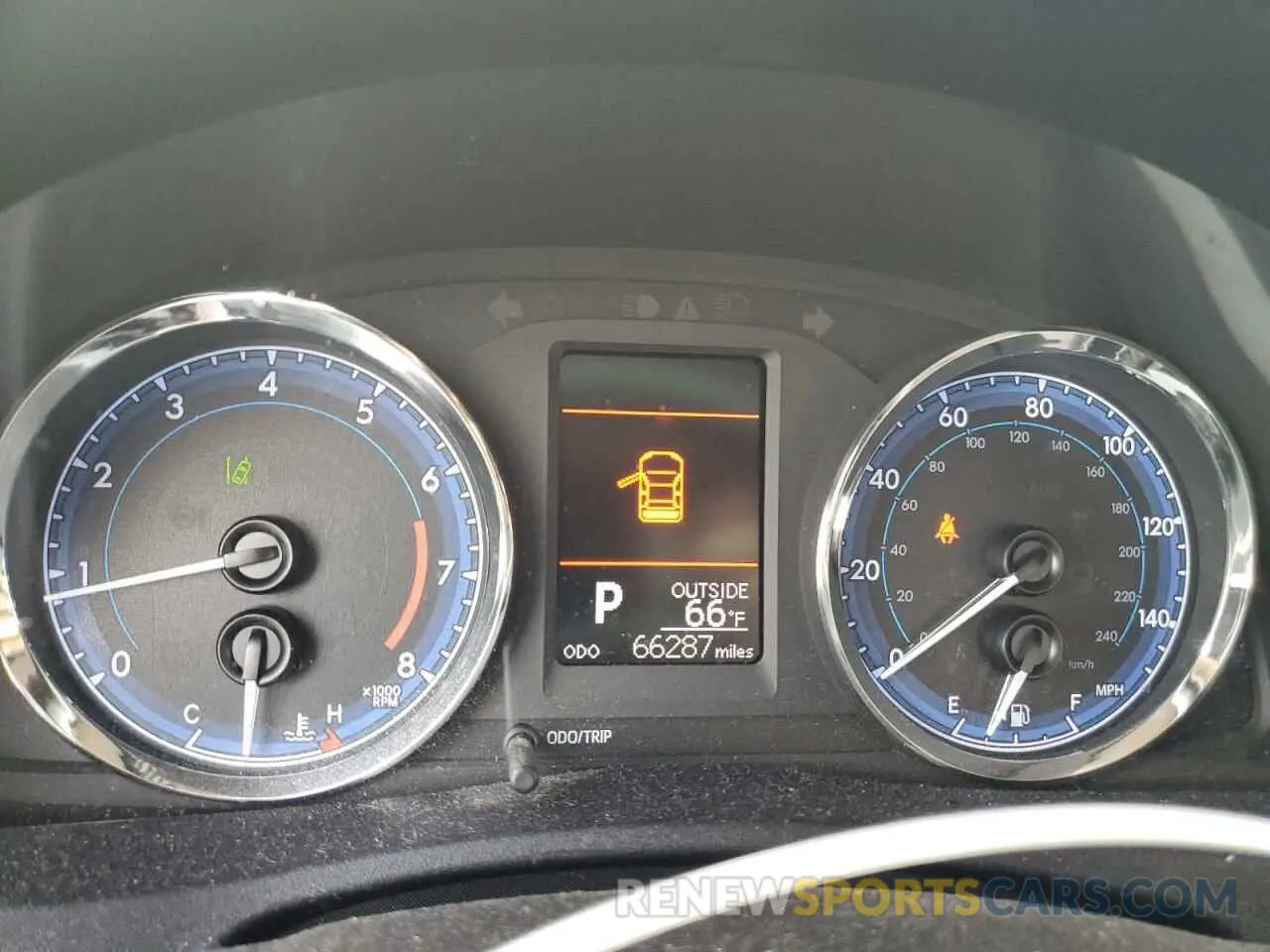 9 fotografías del automóvil dañado 2T1BURHE8KC144759 TOYOTA COROLLA 2019