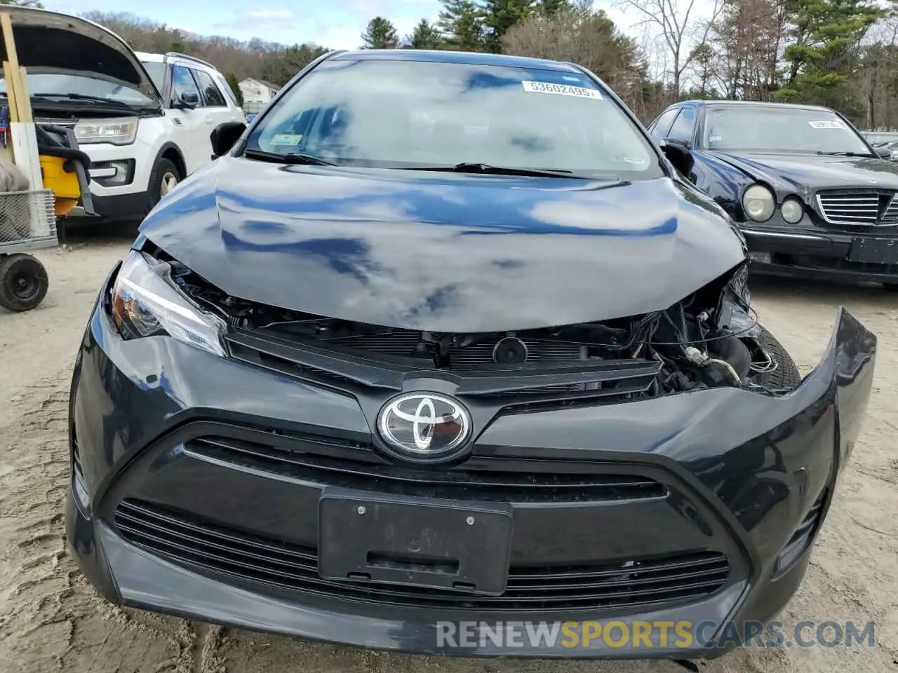 5 fotografías del automóvil dañado 2T1BURHE8KC145085 TOYOTA COROLLA 2019