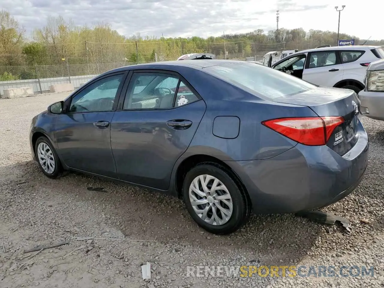 2 fotografías del automóvil dañado 2T1BURHE8KC145636 TOYOTA COROLLA 2019